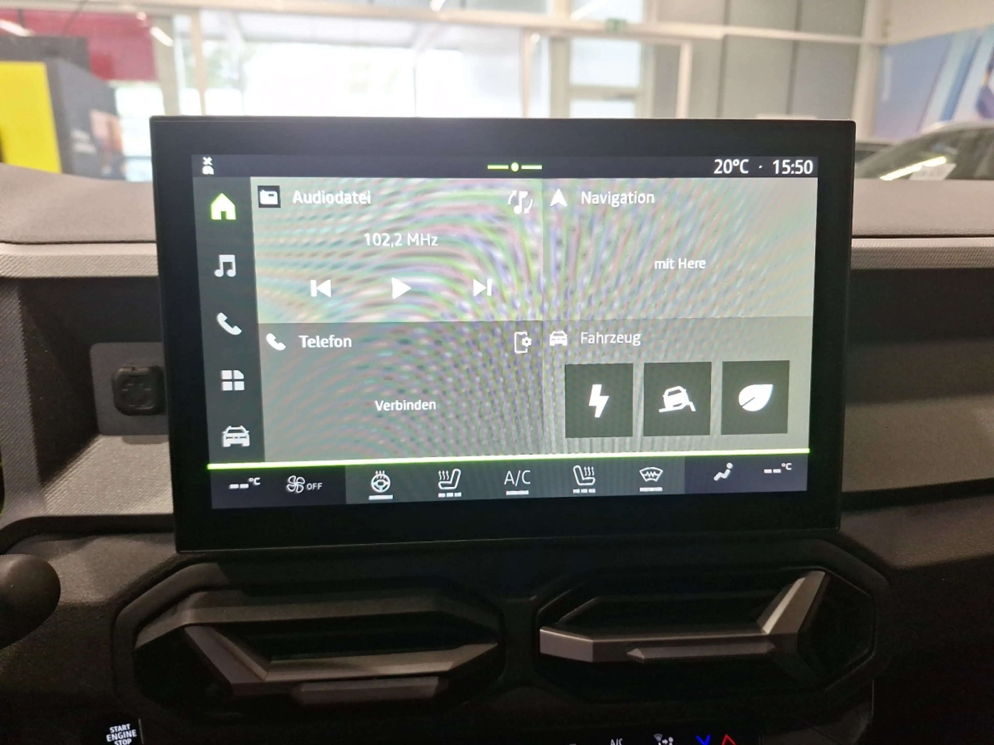 Dacia Bigster Journey Hybrid 155PS — photo 10
