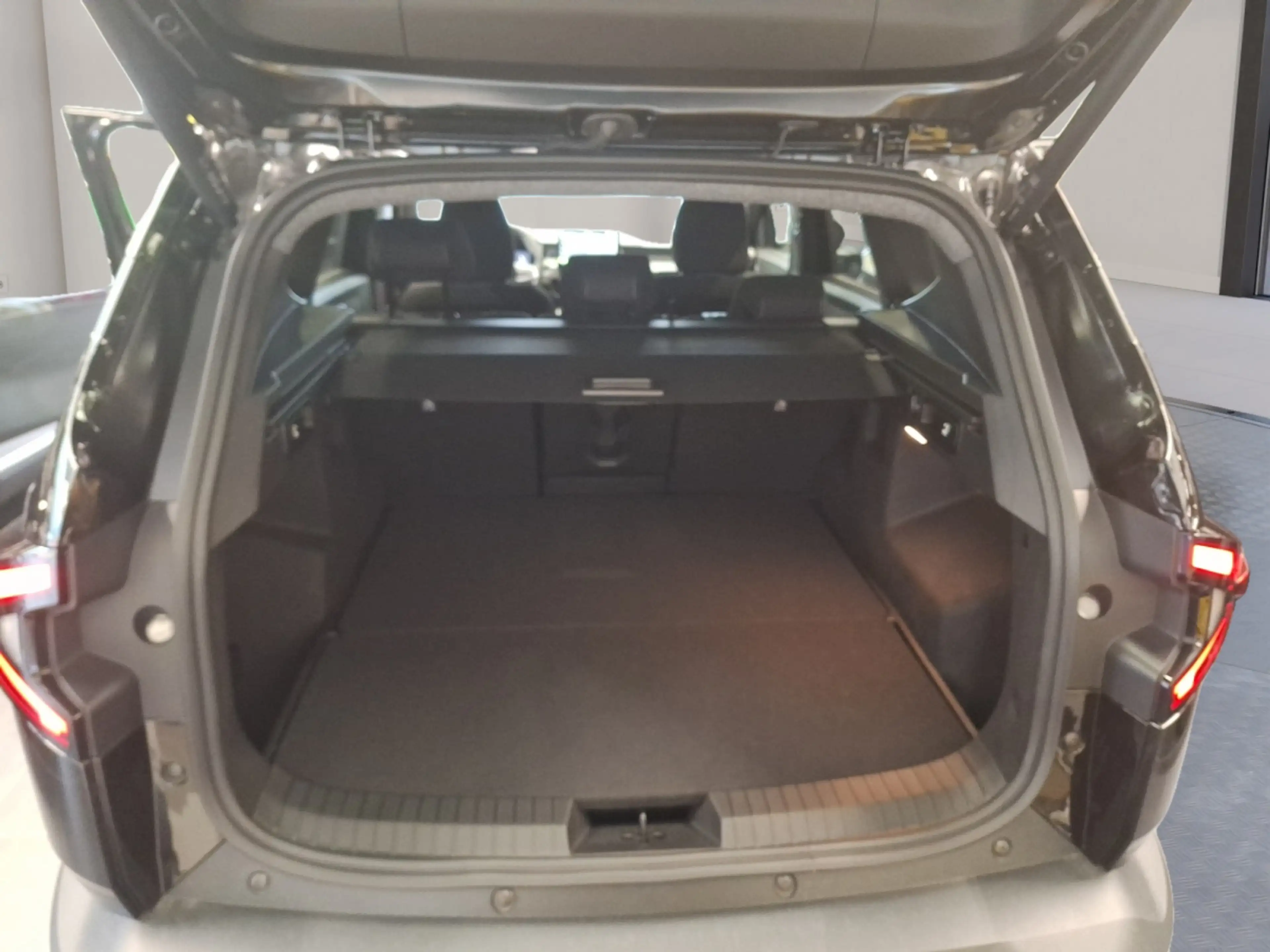 Dacia Bigster Journey Hybrid 155PS — photo 12