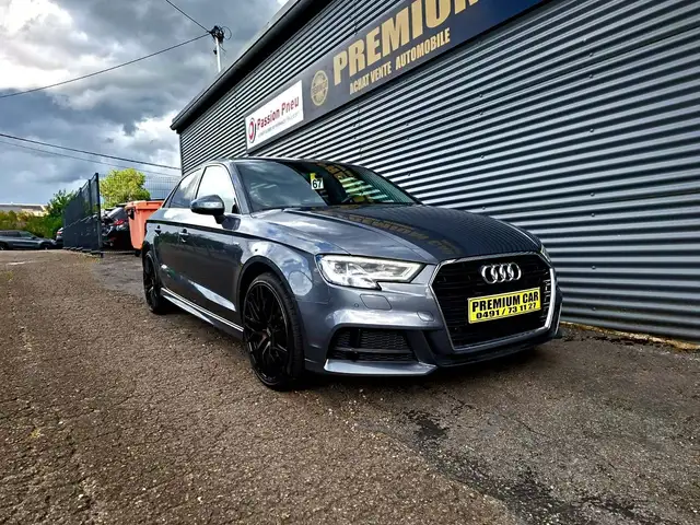 Audi A3 view 4