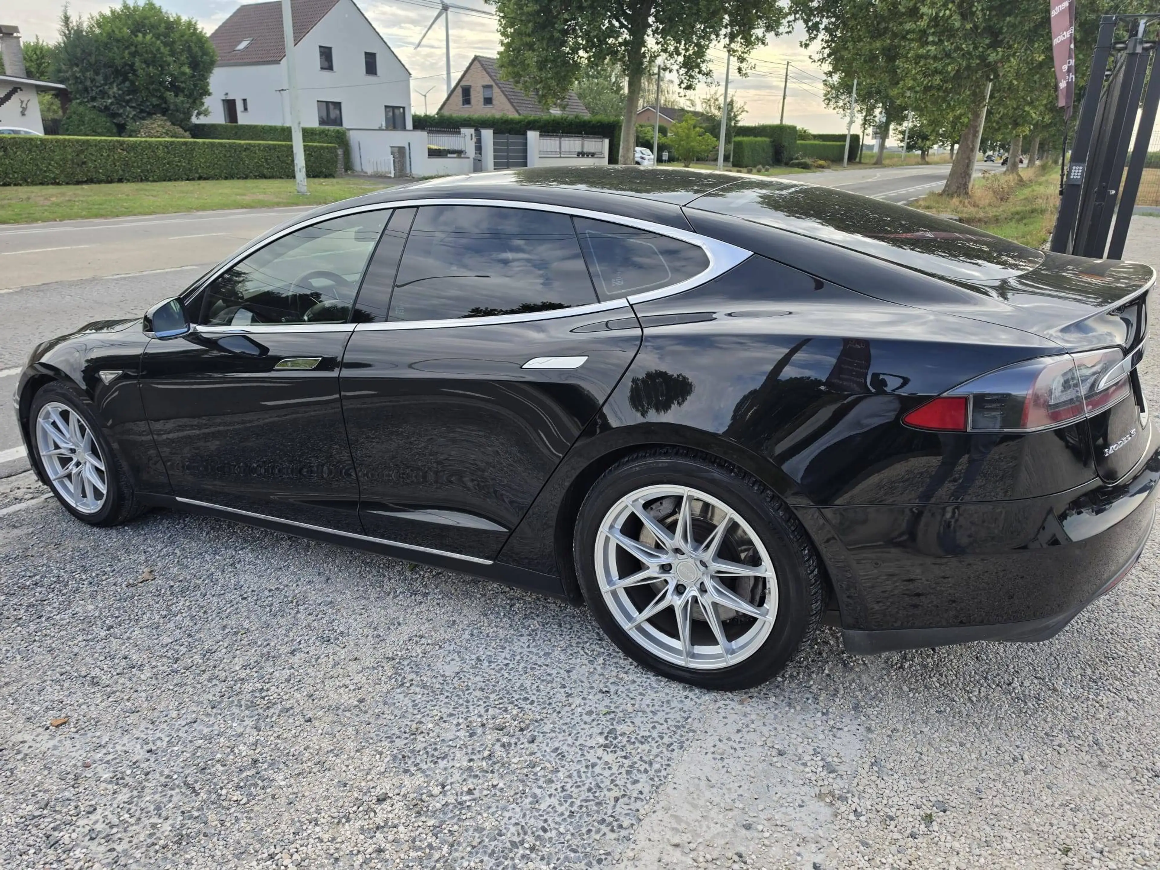 Tesla Model S Model S 70 kWh Dual Motor — photo 9