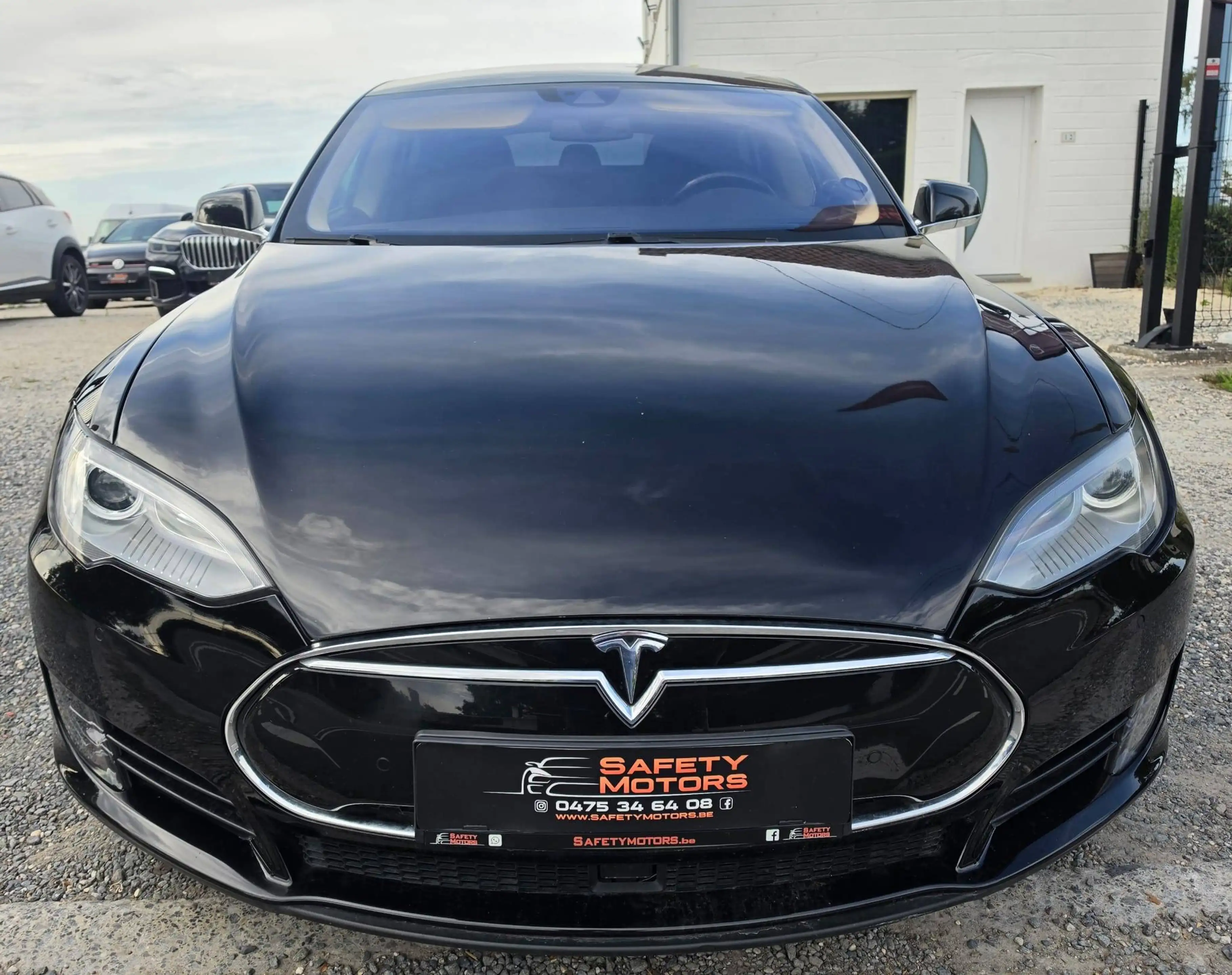 Tesla Model S Model S 70 kWh Dual Motor — photo 2