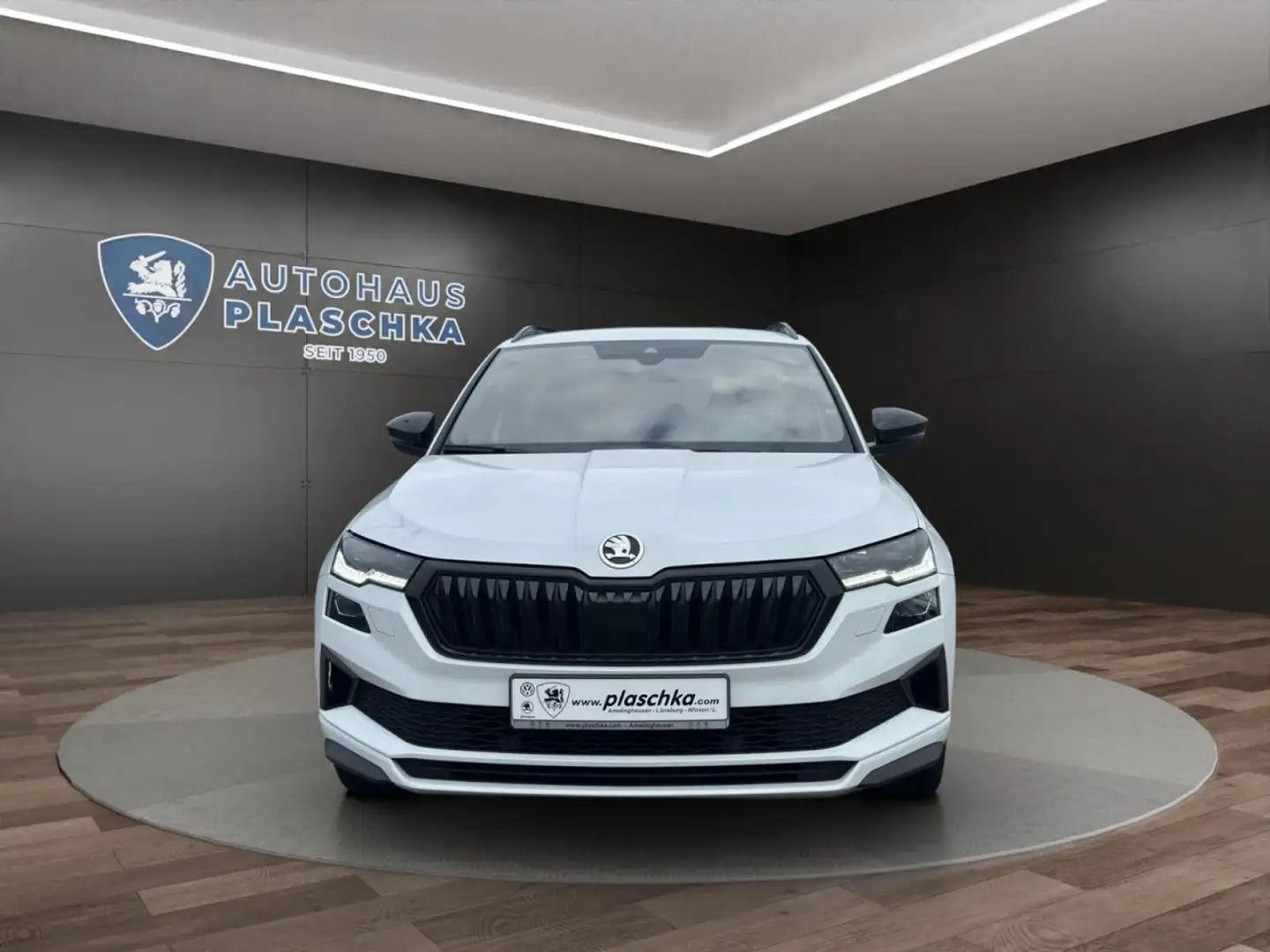 Skoda Karoq 1.5 TSI DSG Sportline KAMERA*CAR-PLAY*SHZ Klima Weiß - 2