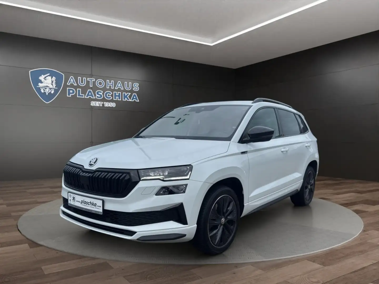 Skoda Karoq 1.5 TSI DSG Sportline KAMERA*CAR-PLAY*SHZ Klima Weiß - 1