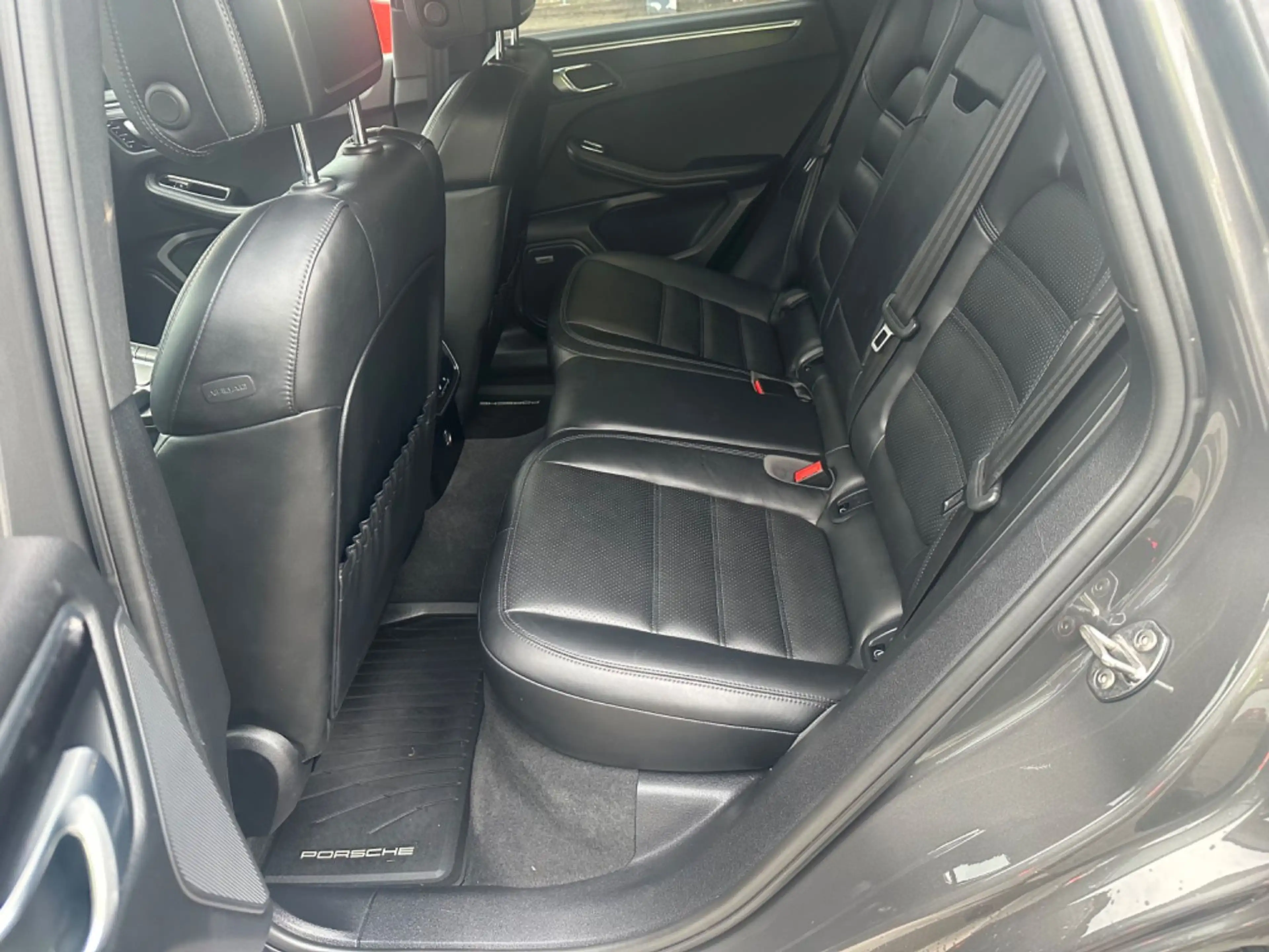 Porsche Macan GTS USA IMPORT!!! — photo 11