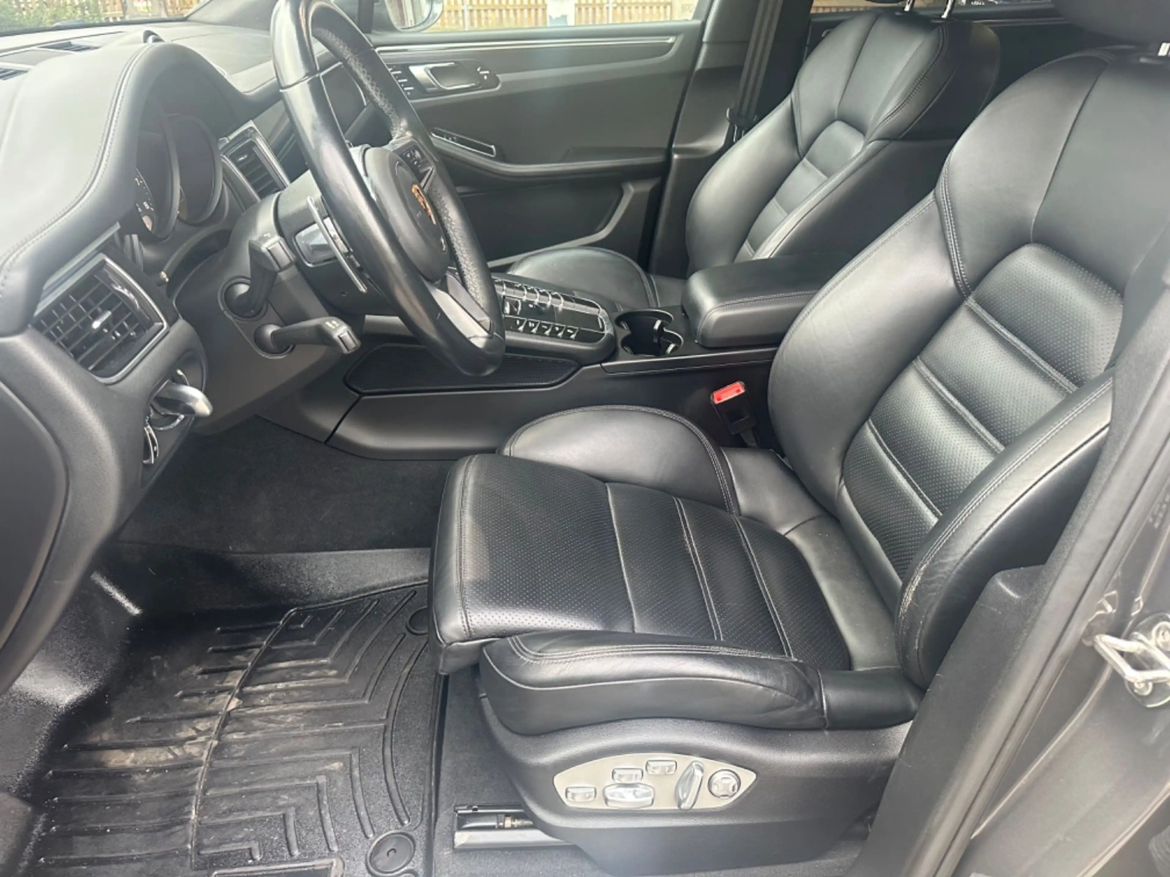 Porsche Macan GTS USA IMPORT!!! — photo 10