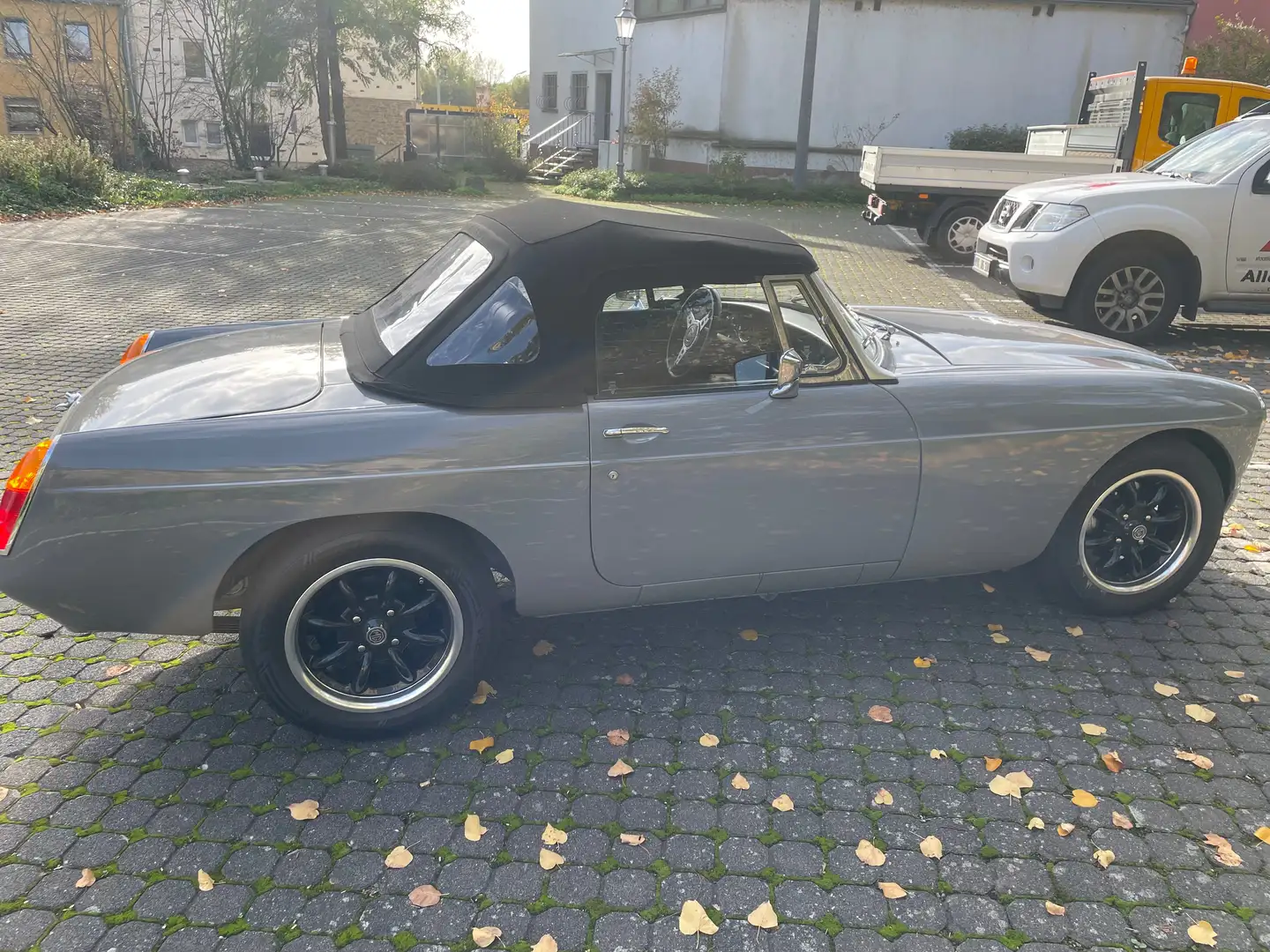 MG MGB MGB V8 Rouster 184 PS neu Aufgebaut  Motor 3000 KM Gri - 2