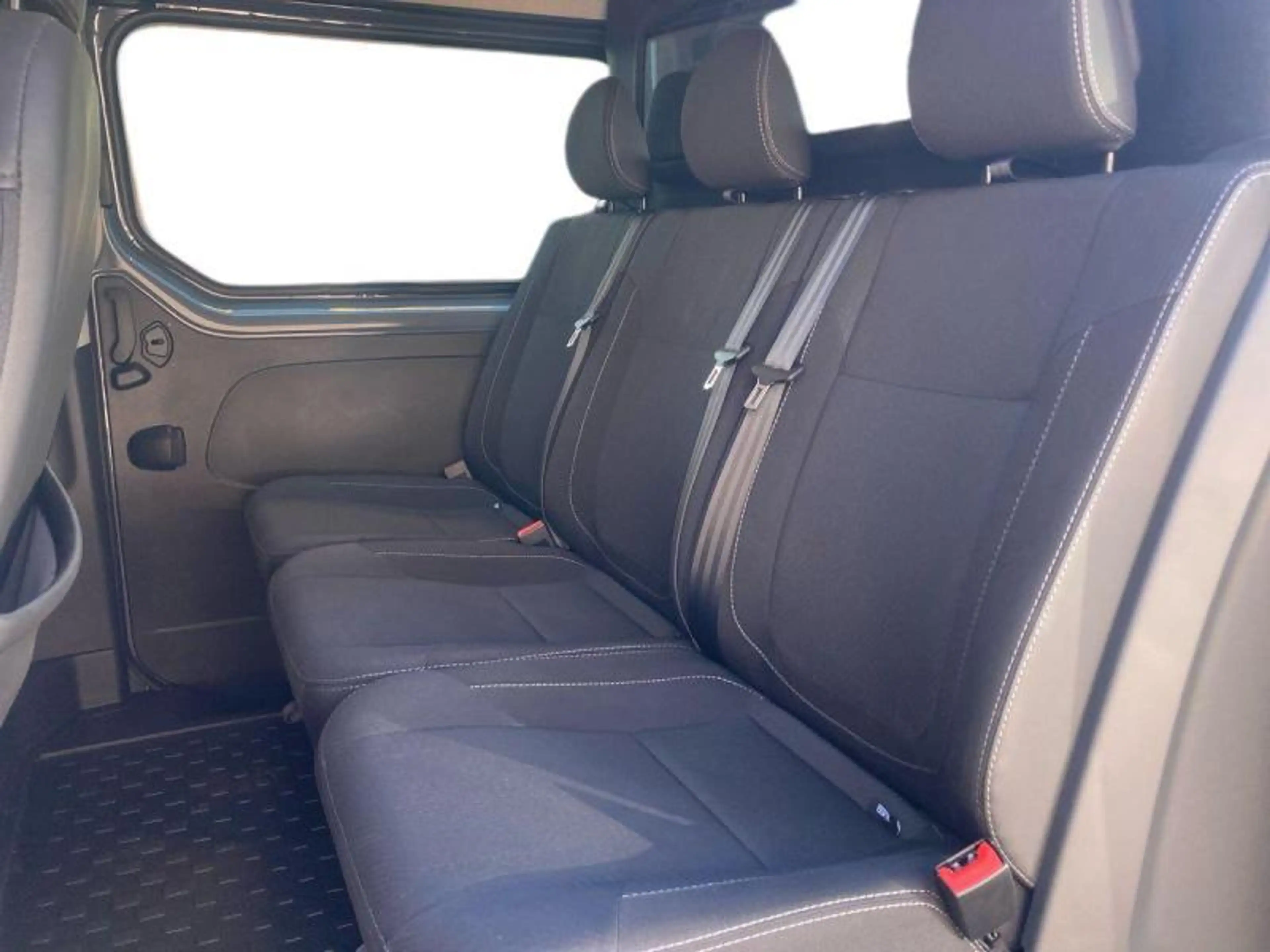 Nissan Primastar DOUBLECAB L2H1 3t0 dCi 150 DCT TEKNA — photo 15