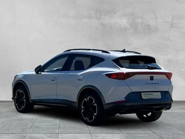 Cupra Formentor view 3