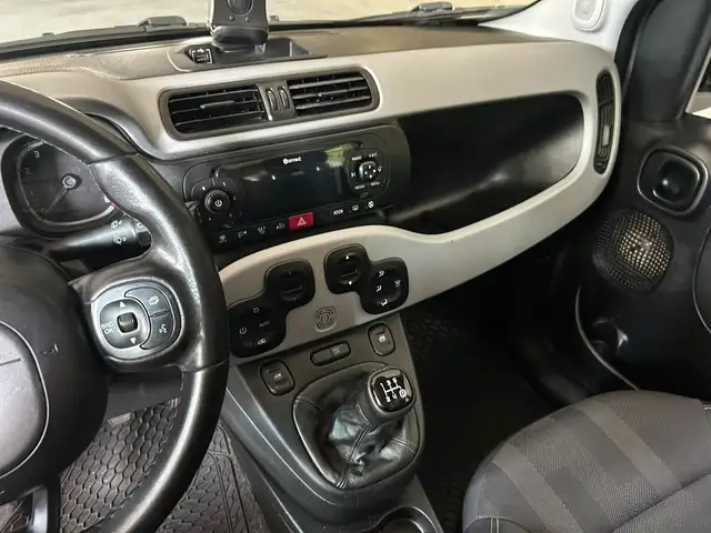 Fiat Panda view 12