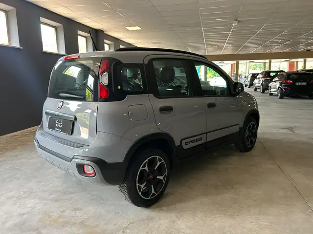 Fiat Panda view 3