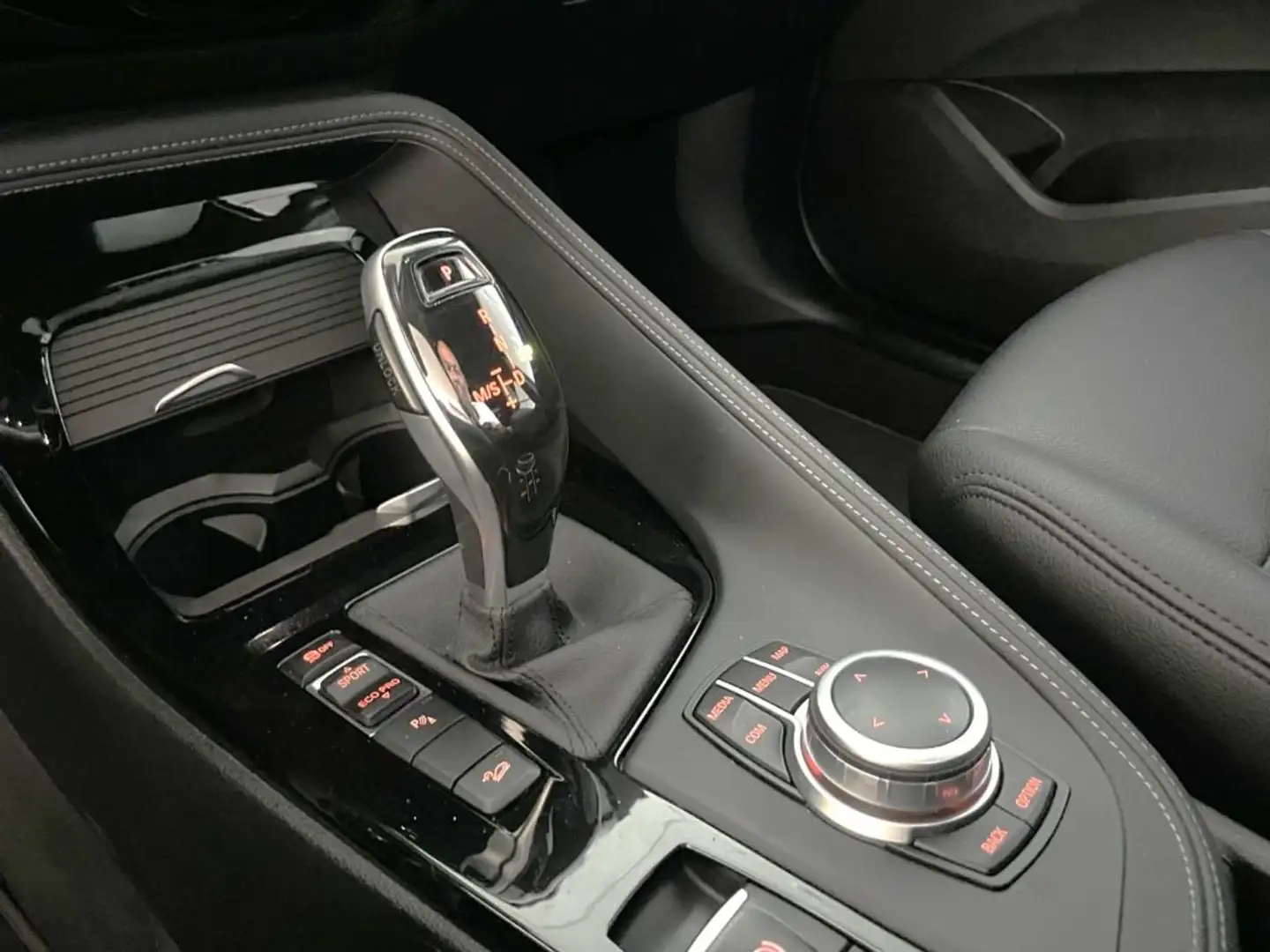 BMW X1 2.0 D X-Drive 150 CV X-Line Grigio - 2