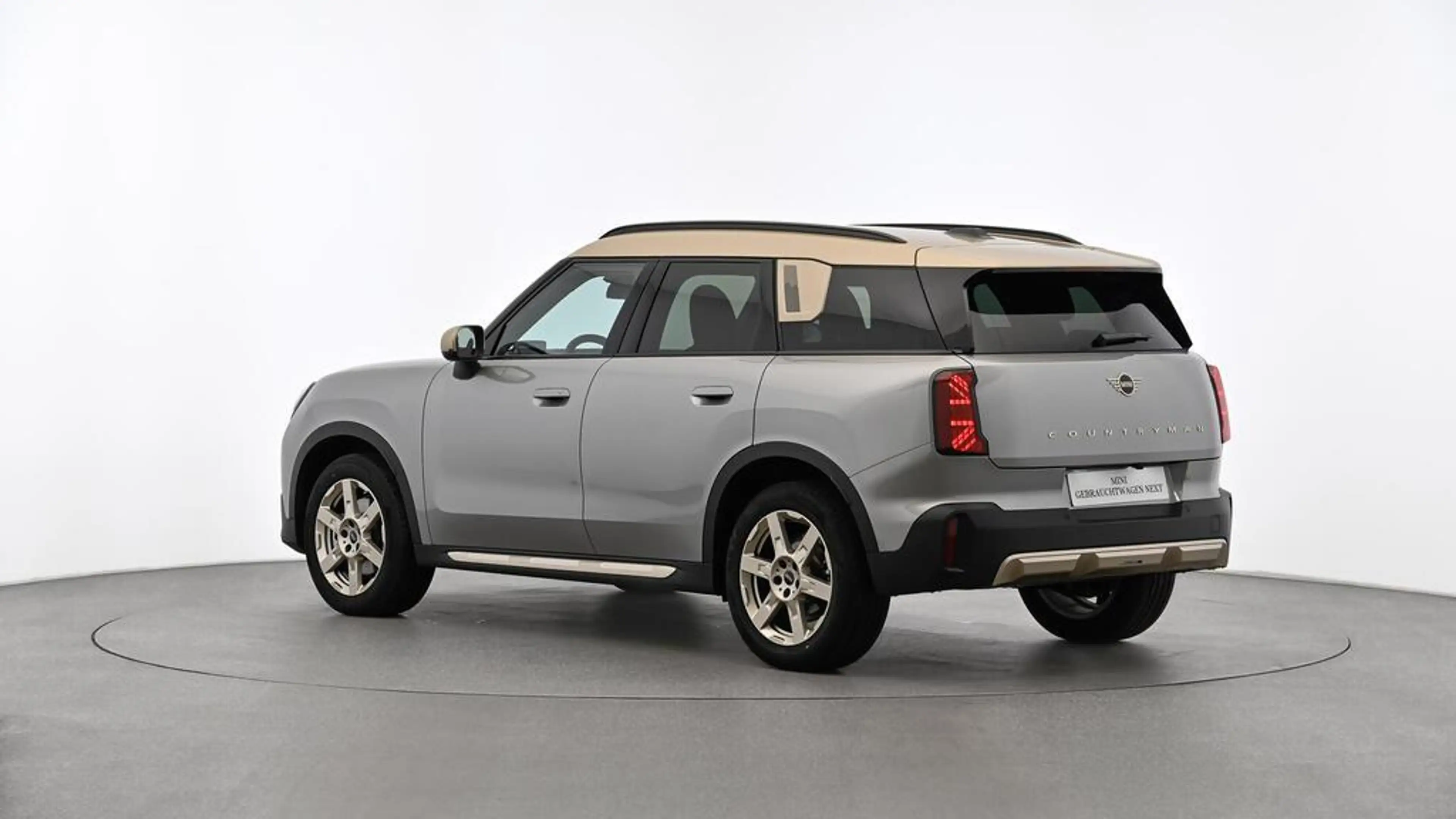 MINI Countryman C Favoured Trim — photo 4