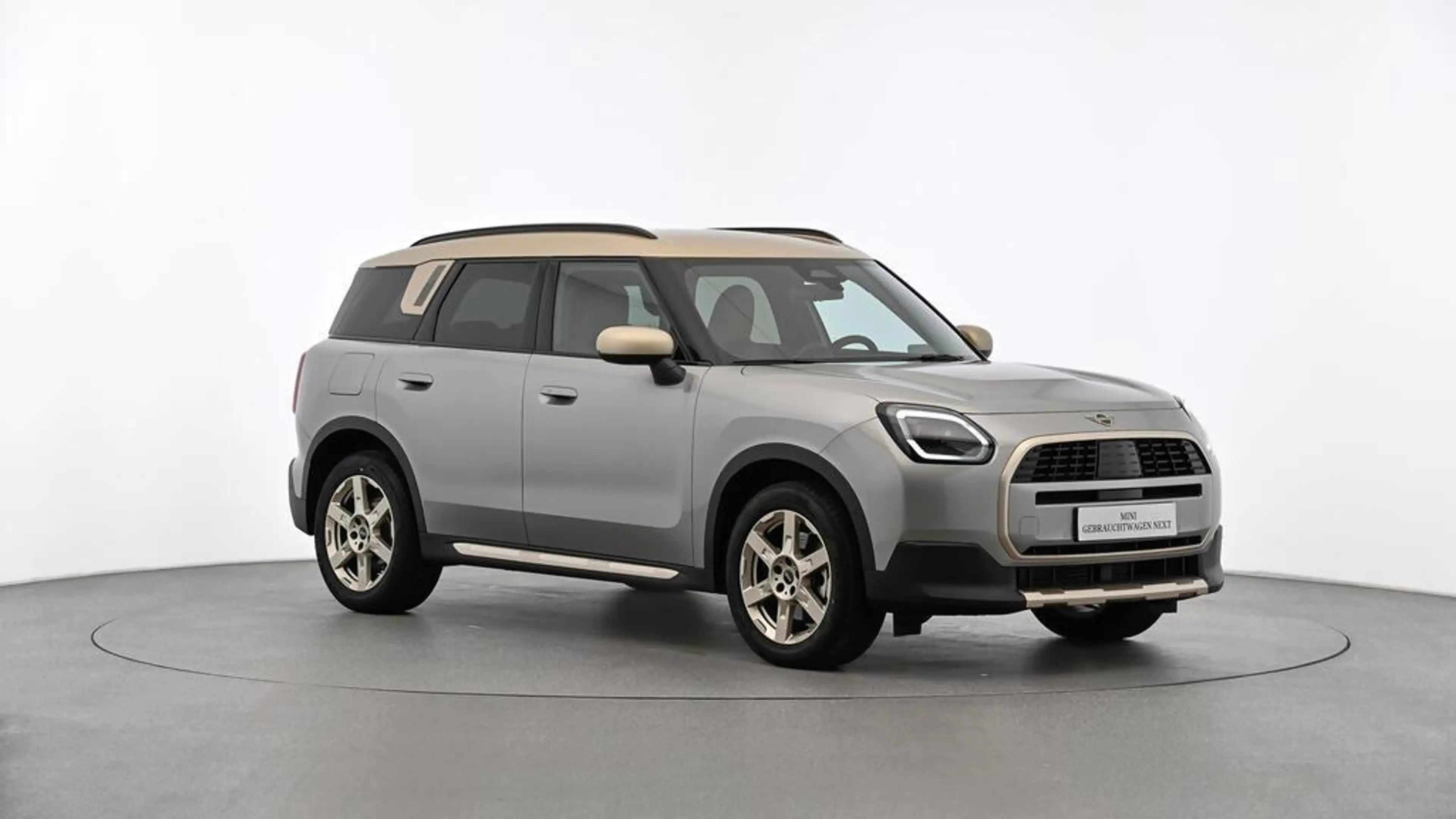 MINI Countryman C Favoured Trim — photo 15