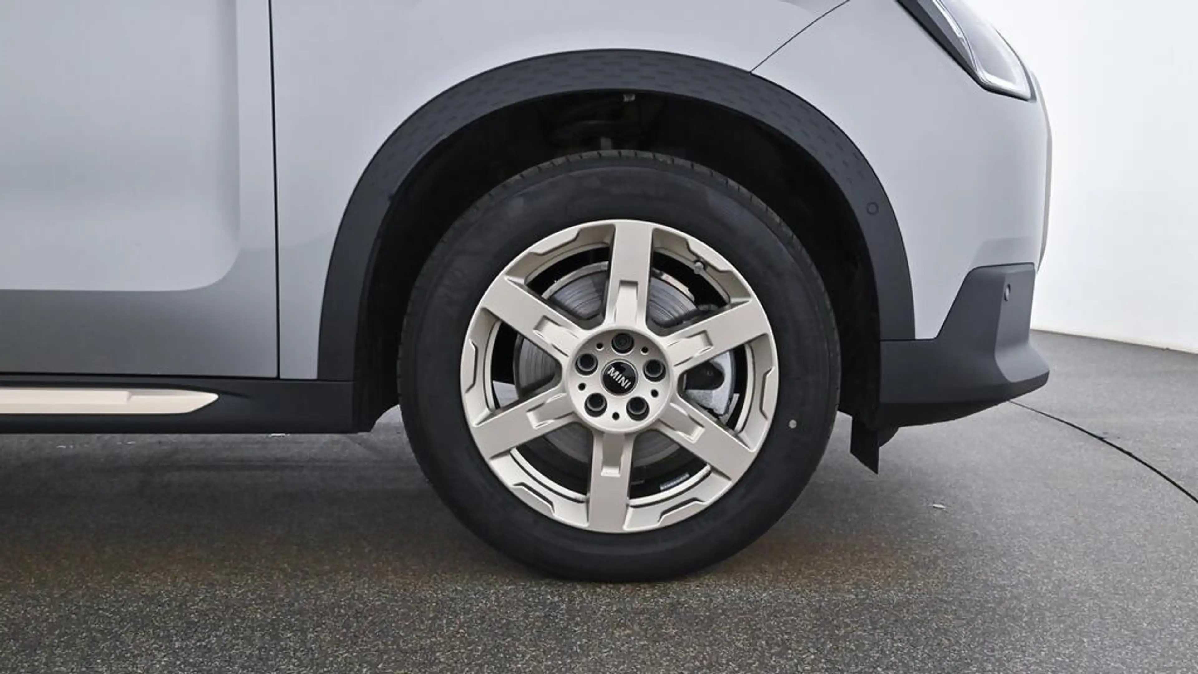 MINI Countryman C Favoured Trim — photo 10