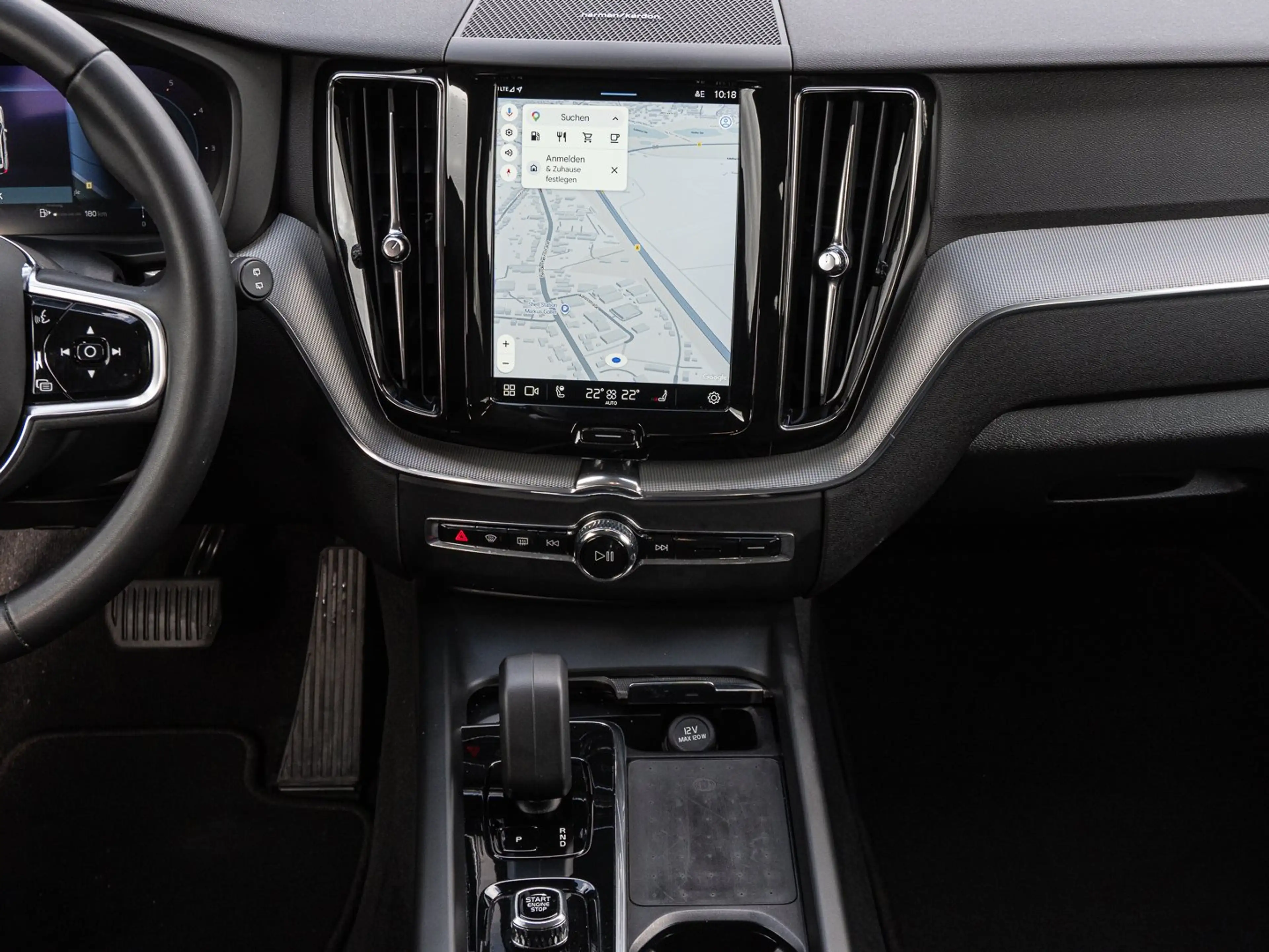 Volvo XC60 B4 D AWD Plus Bright 19ZOLL FRONTHZG AHK H&K — photo 13
