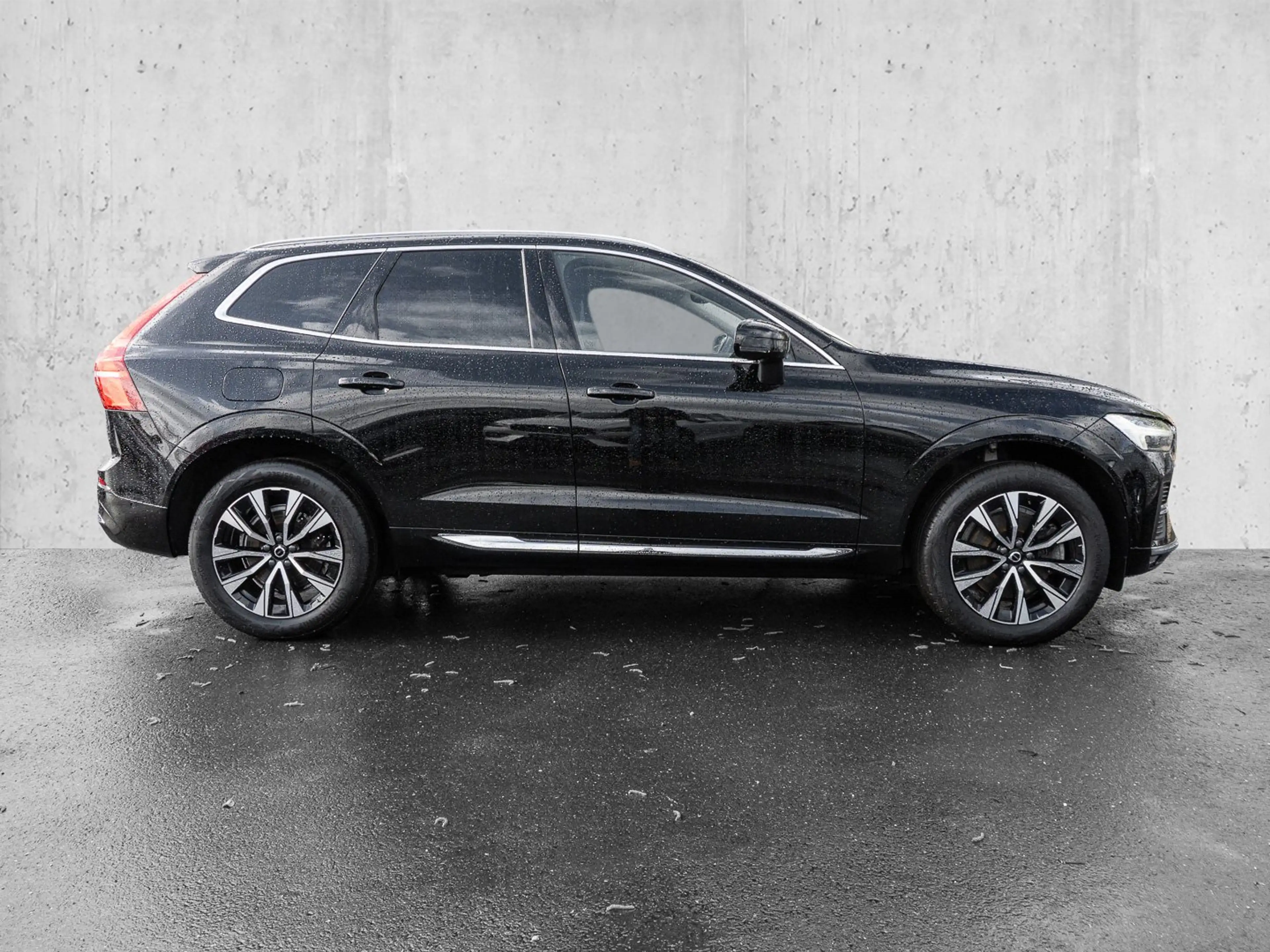Volvo XC60 B4 D AWD Plus Bright 19ZOLL FRONTHZG AHK H&K — photo 5
