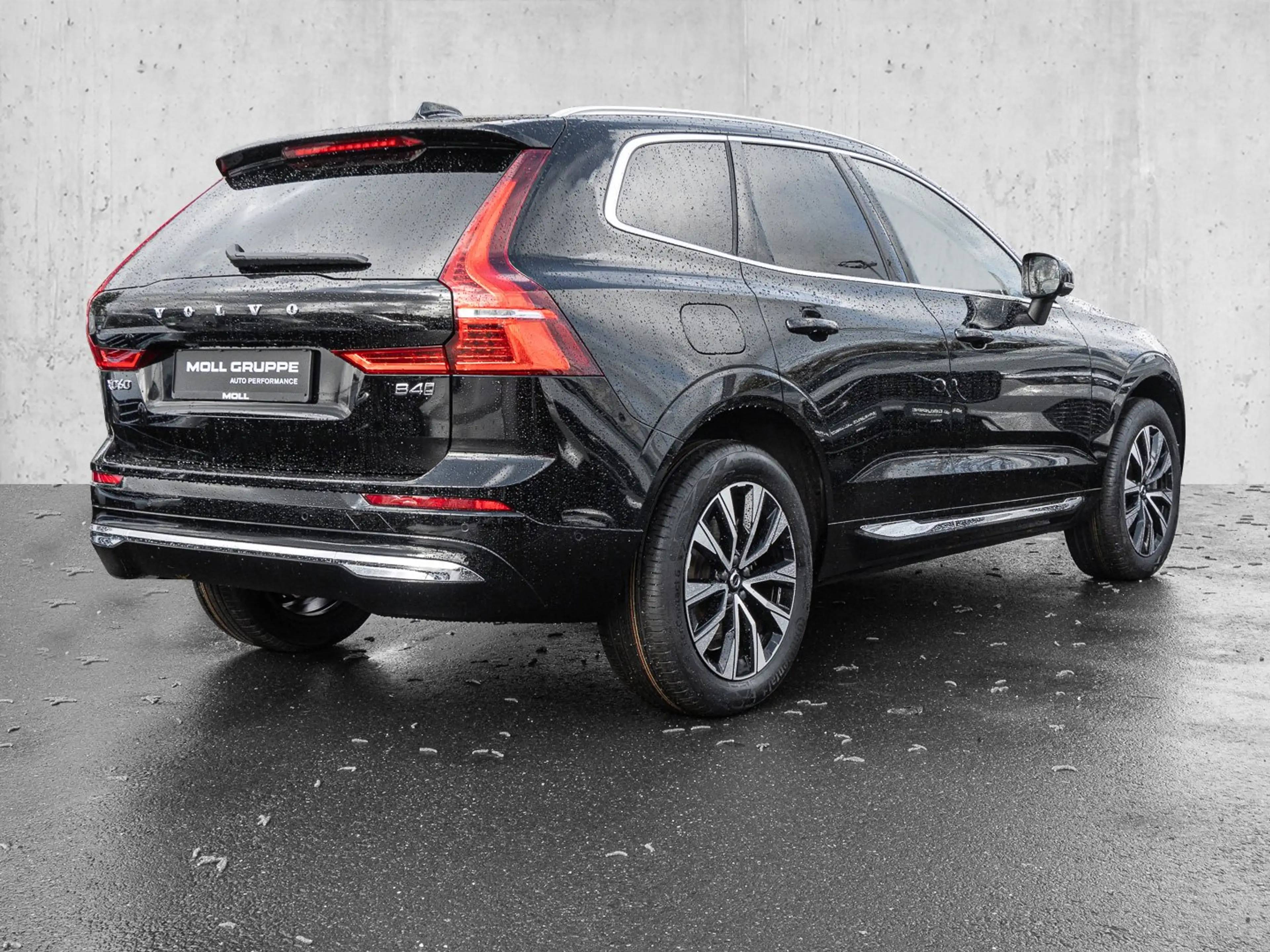 Volvo XC60 B4 D AWD Plus Bright 19ZOLL FRONTHZG AHK H&K — photo 4