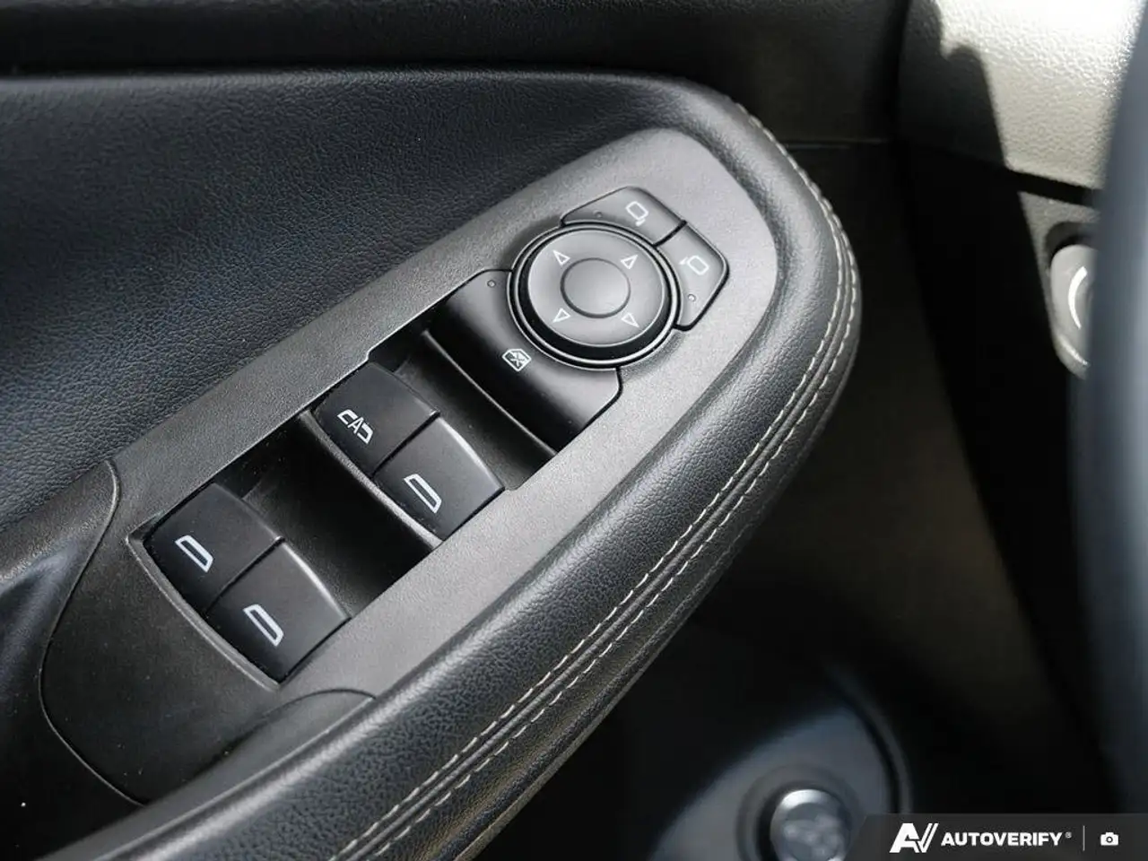 Buick Encore снимка Buick Encore
