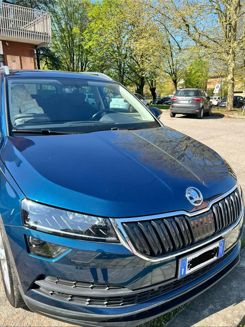 Skoda Karoq 1.6 Tdi dsg executive plava - 1