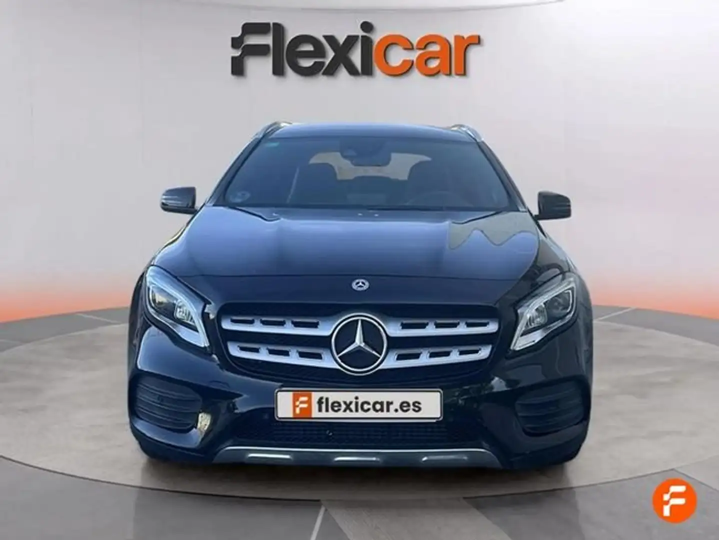 Mercedes-Benz GLA 180 +180 Negro - 2