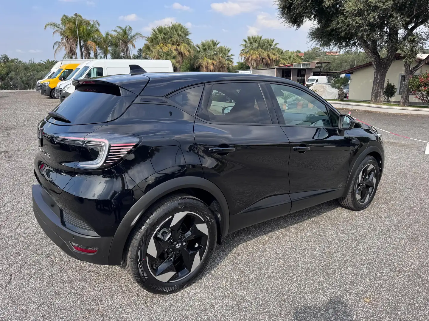 Renault Captur 1.3 mild hybrid Techno 160cv edc Noir - 2