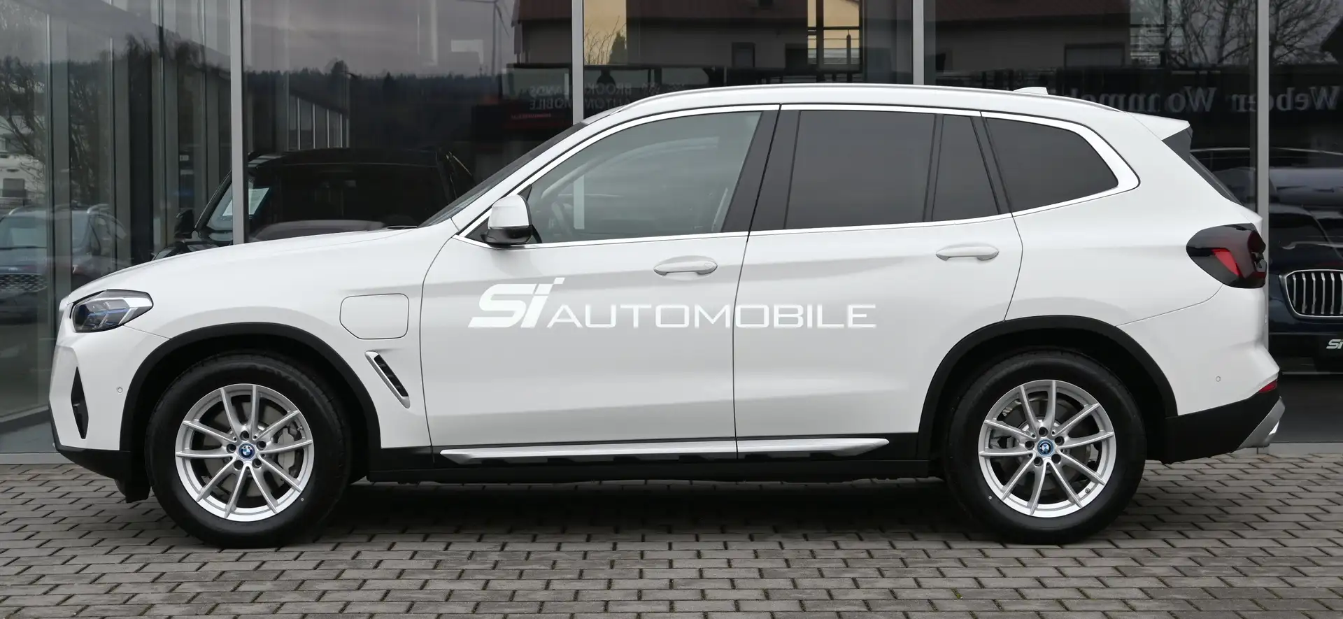 BMW X3 xDr.30e *ACC*AHK*ADAP.FAHRWERK*HUD*MEMORY*360° Blanc - 2