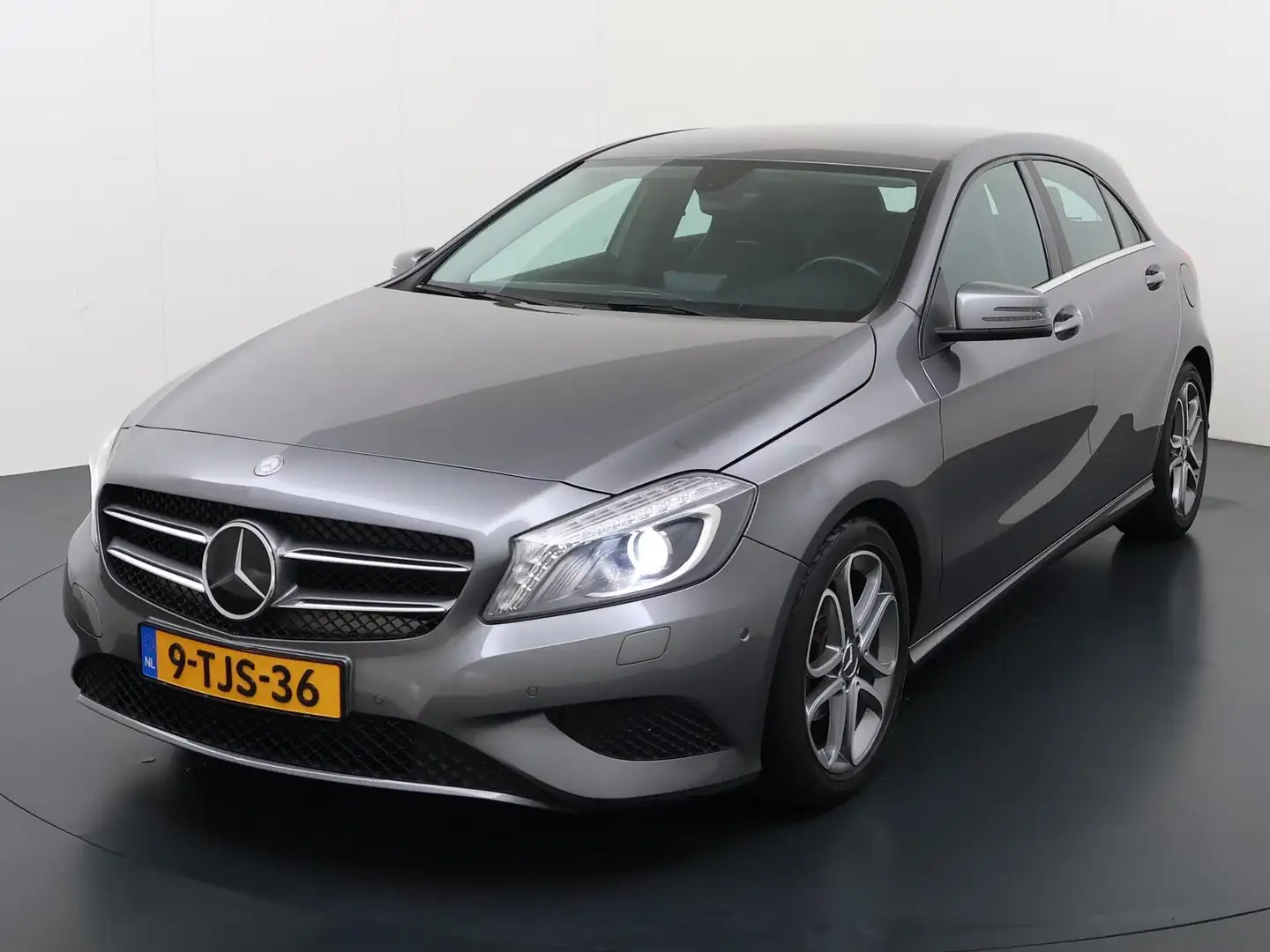 Mercedes-Benz A 180 4U3 Grijs - 1