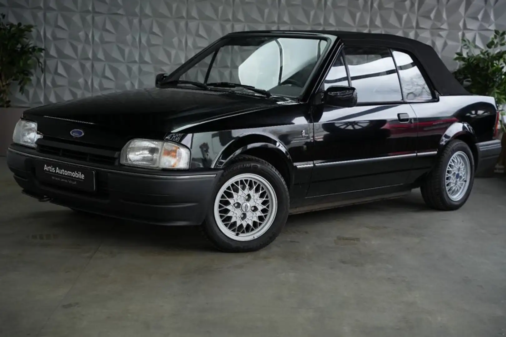 Ford Escort Ghia Edition GHIA*CABRIO*H-KENNZEICHEN* Schwarz - 2