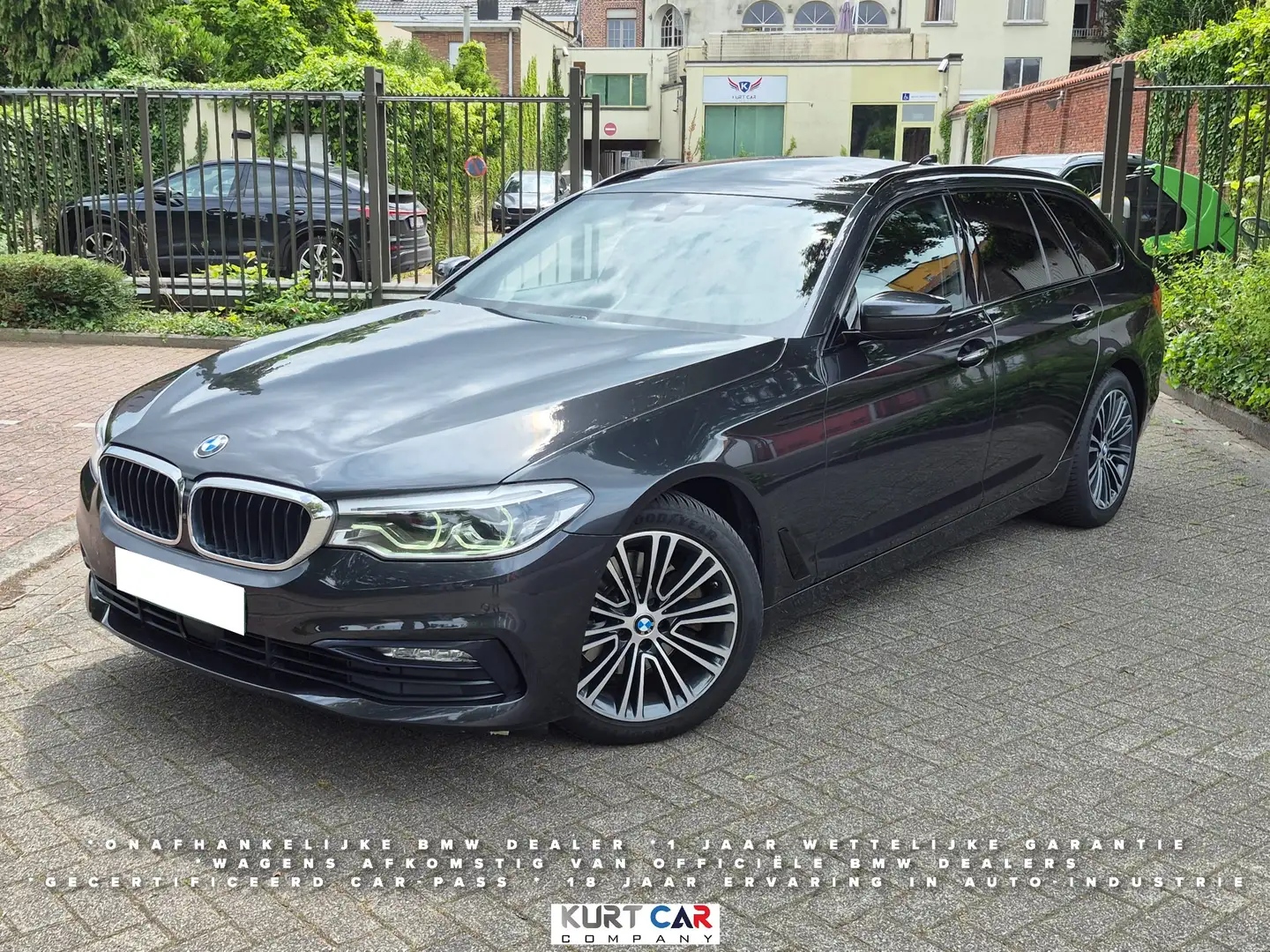BMW 520 iA Sportline / Head Up / Harman Kardon / Camera Grau - 1