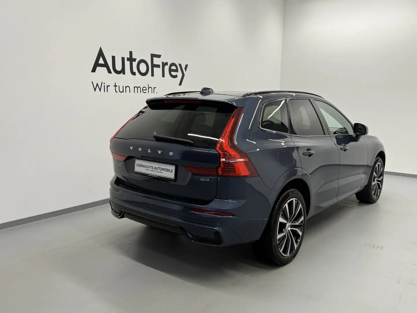 Volvo XC60 XC60 B4 Ultimate Dark AWD Gear Blau - 2