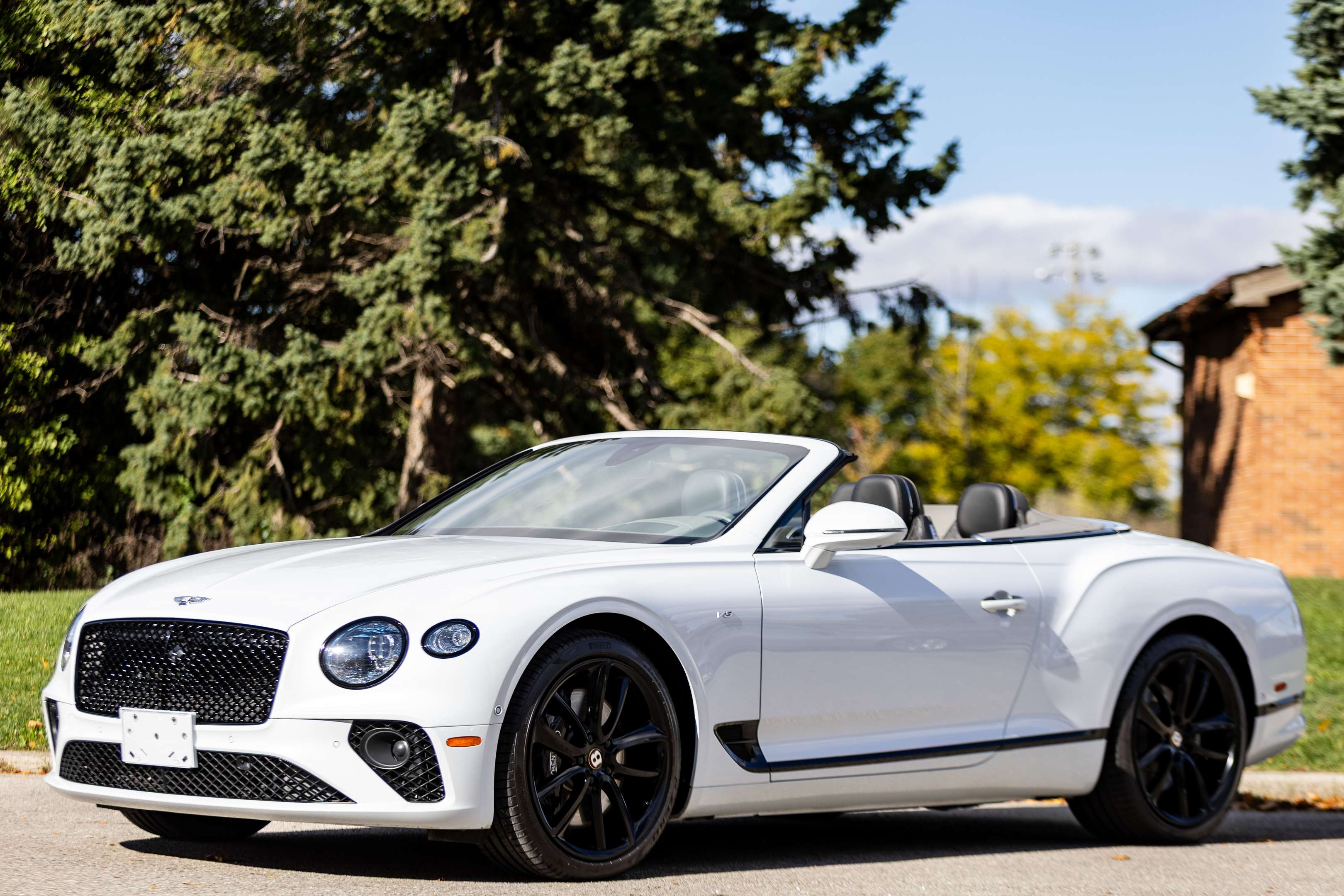 2020 Bentley Continental GTC Mulliner, Black line, 21k kms, $92k in opt