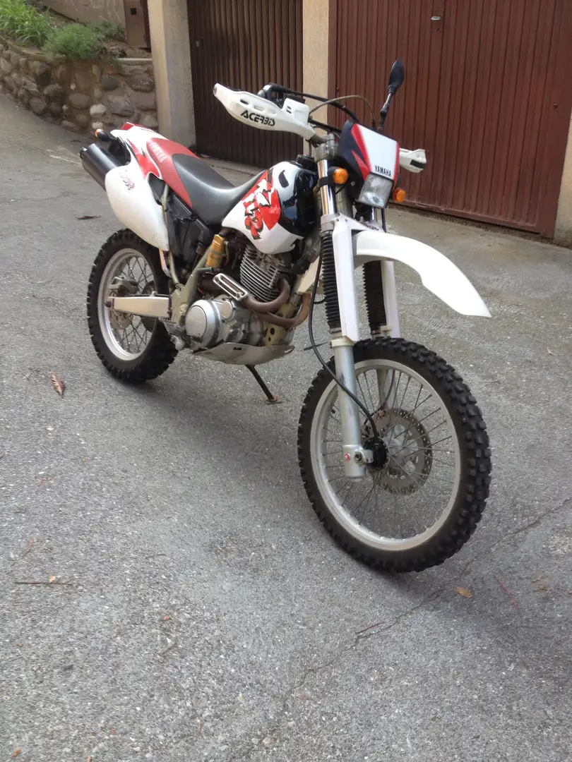 Yamaha TT 600 enduro Червоний - 1