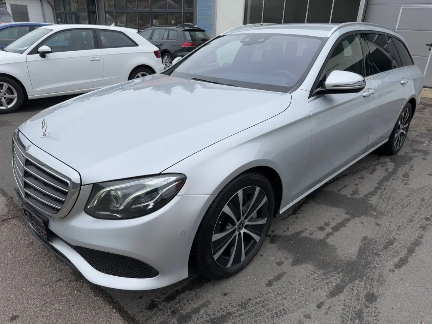 Mercedes-Benz E 350 E350d T LED Automatik RFK PDC Silber - 1