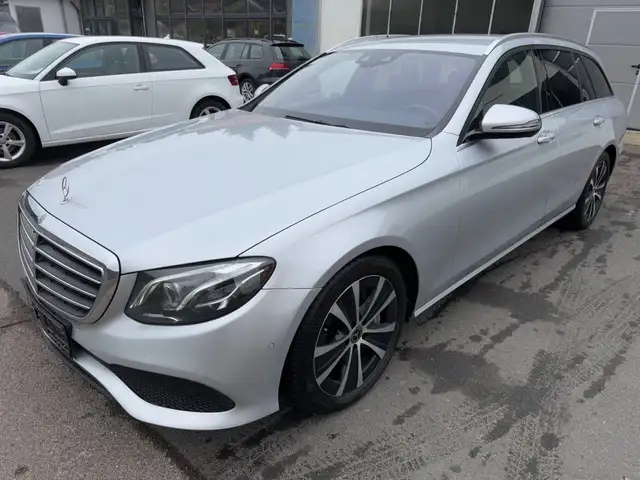 Mercedes-Benz E 350 E350d T LED Automatik RFK PDC
