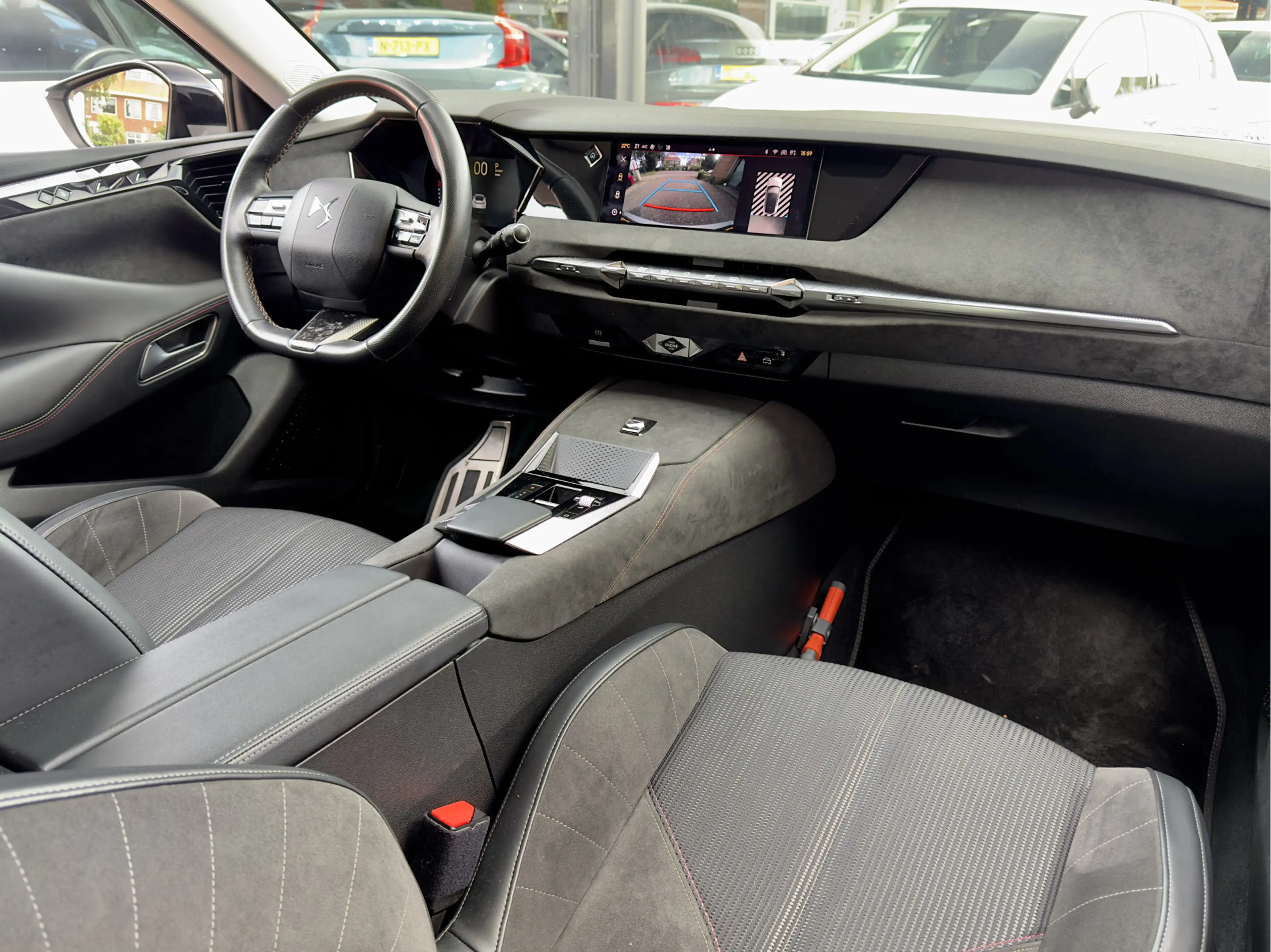 DS Automobiles DS 4 1.2 AUT8 PERFORMANCE-LINE ACTIE! BETAAL NU 50% 995 — photo 2
