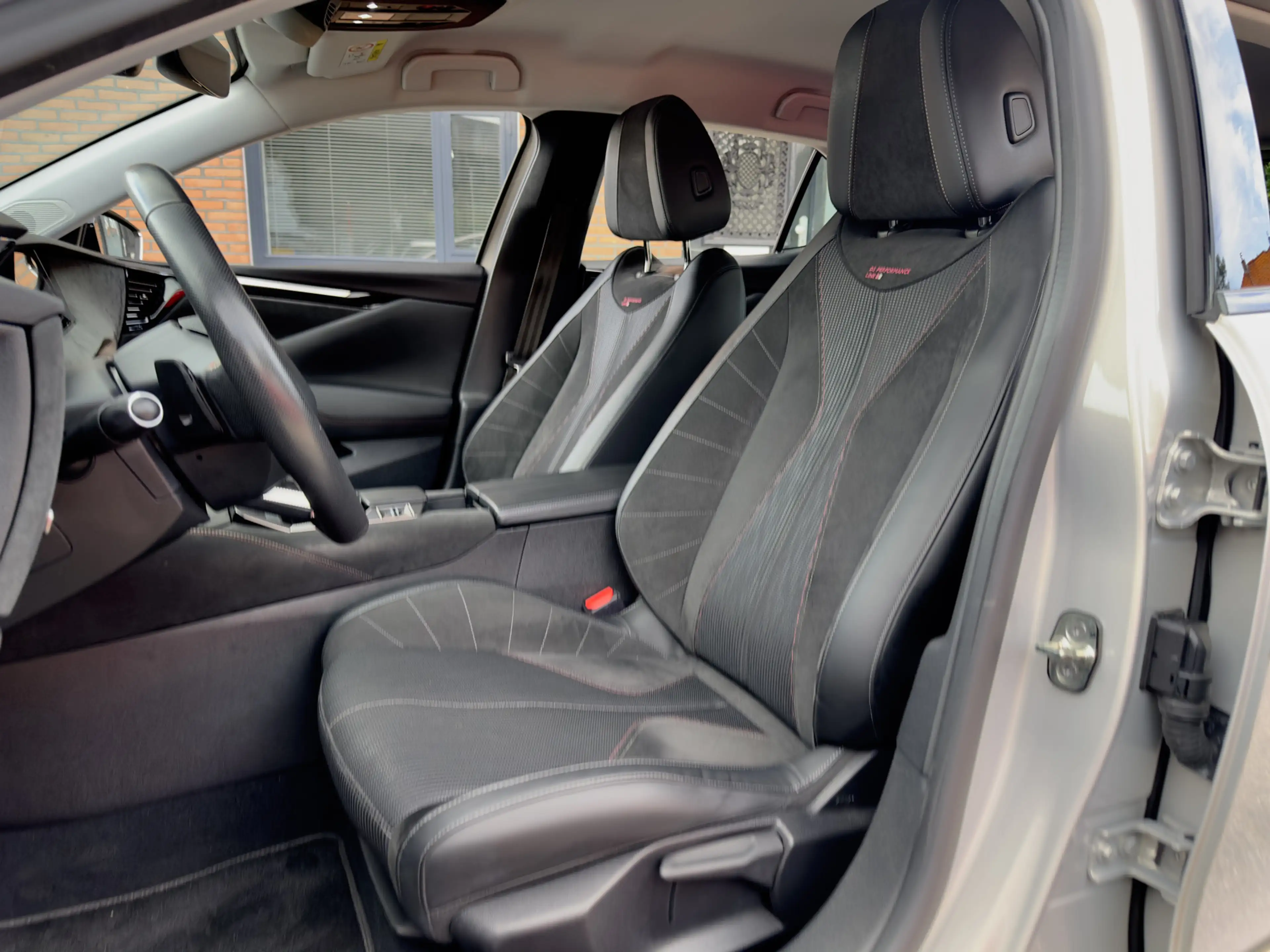 DS Automobiles DS 4 1.2 AUT8 PERFORMANCE-LINE ACTIE! BETAAL NU 50% 995 — photo 14