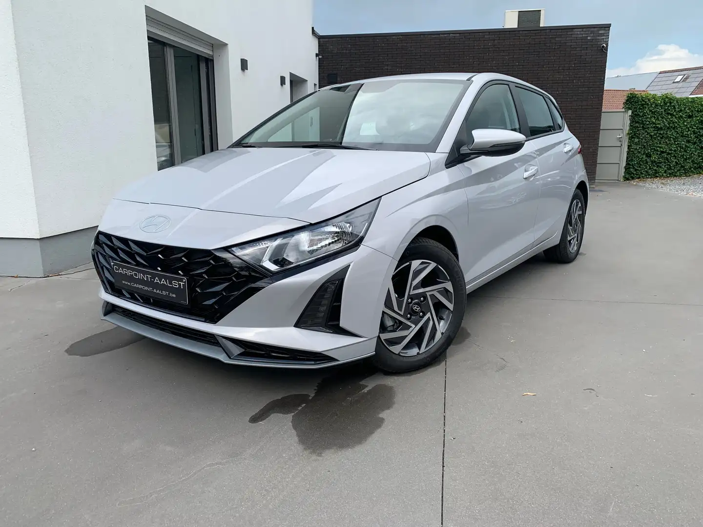 Hyundai i20 i20 1.0 T-GDI DCT NIEUWE WAGEN Gris - 1