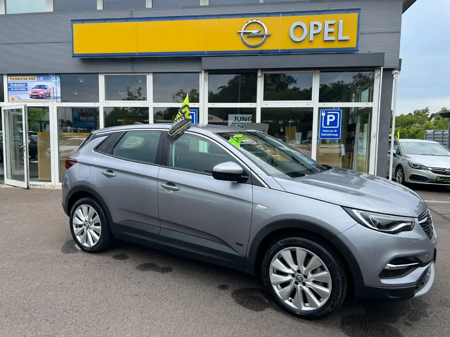 Opel Grandland X 1.6 Hybrid |Allrad|Anhängerk|Navi| Grijs - 1