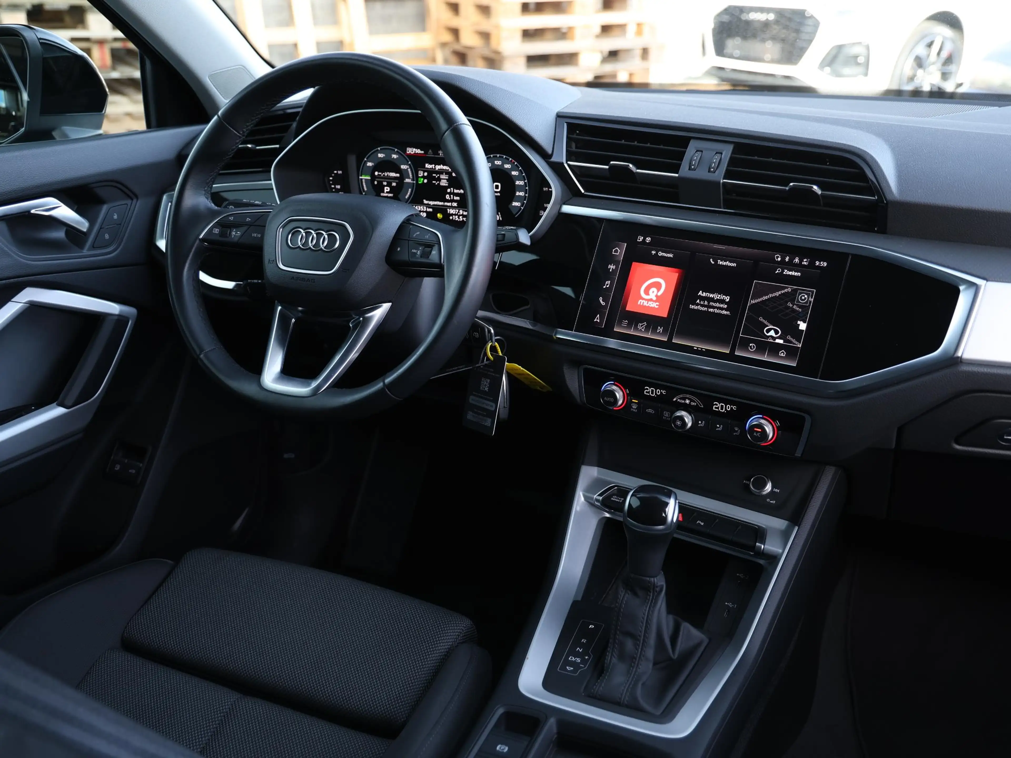 Audi Q3 45 TFSI e Advanced edition | Achteruitrijcamera | — photo 7