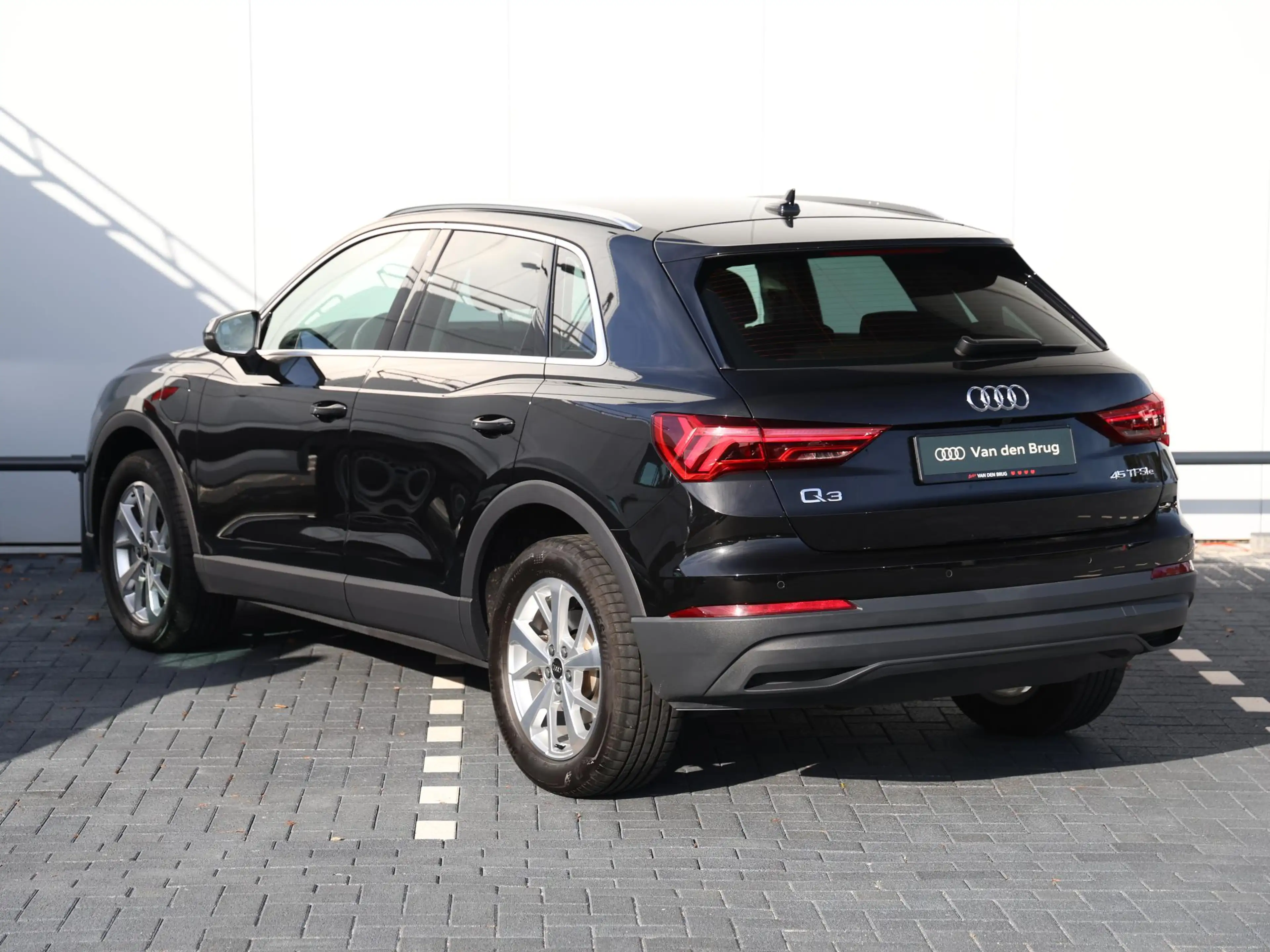 Audi Q3 45 TFSI e Advanced edition | Achteruitrijcamera | — photo 12
