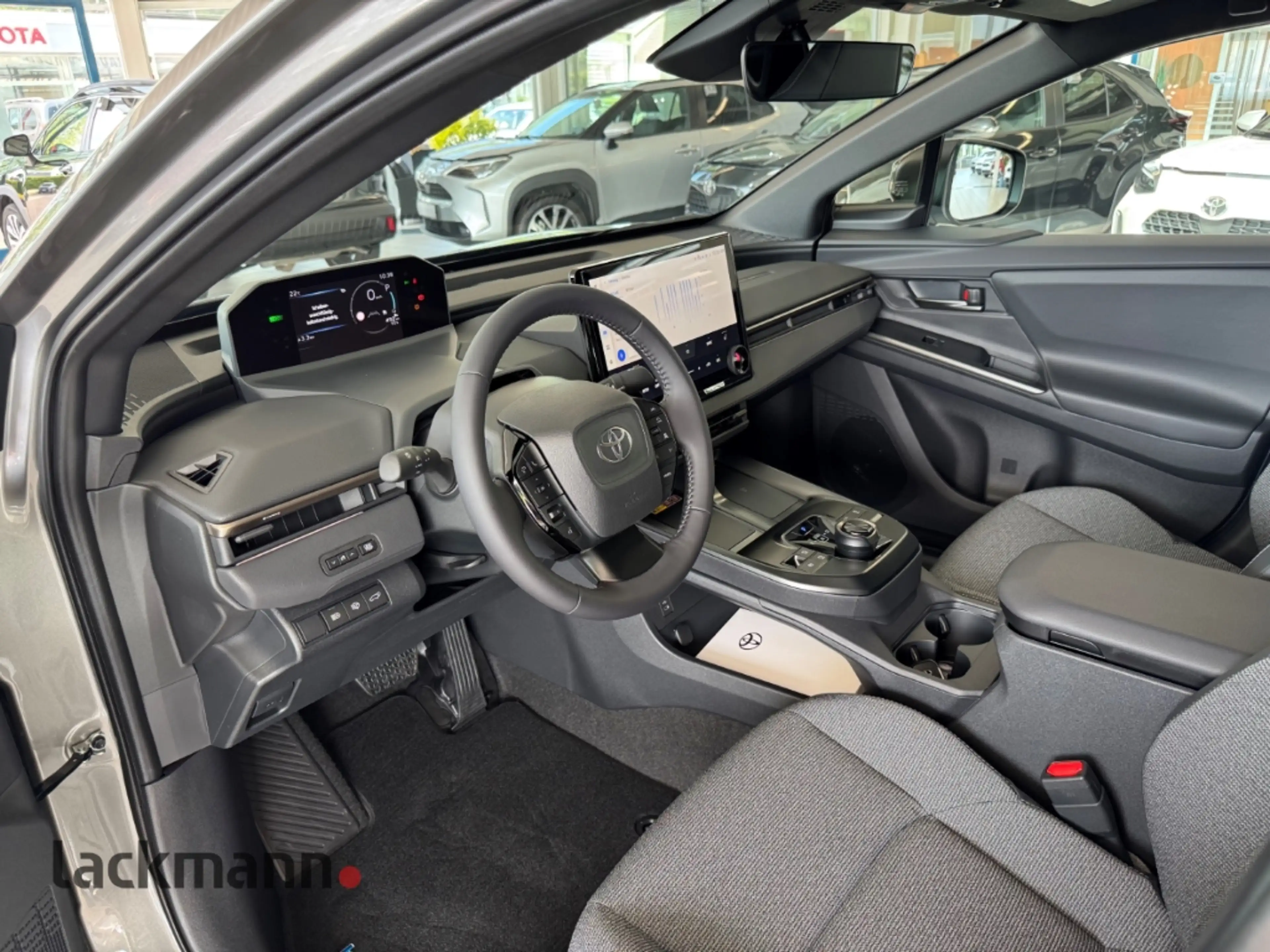 Toyota bZ4X Teamplayer 360°Kamera Toter Winkel Warner — photo 8