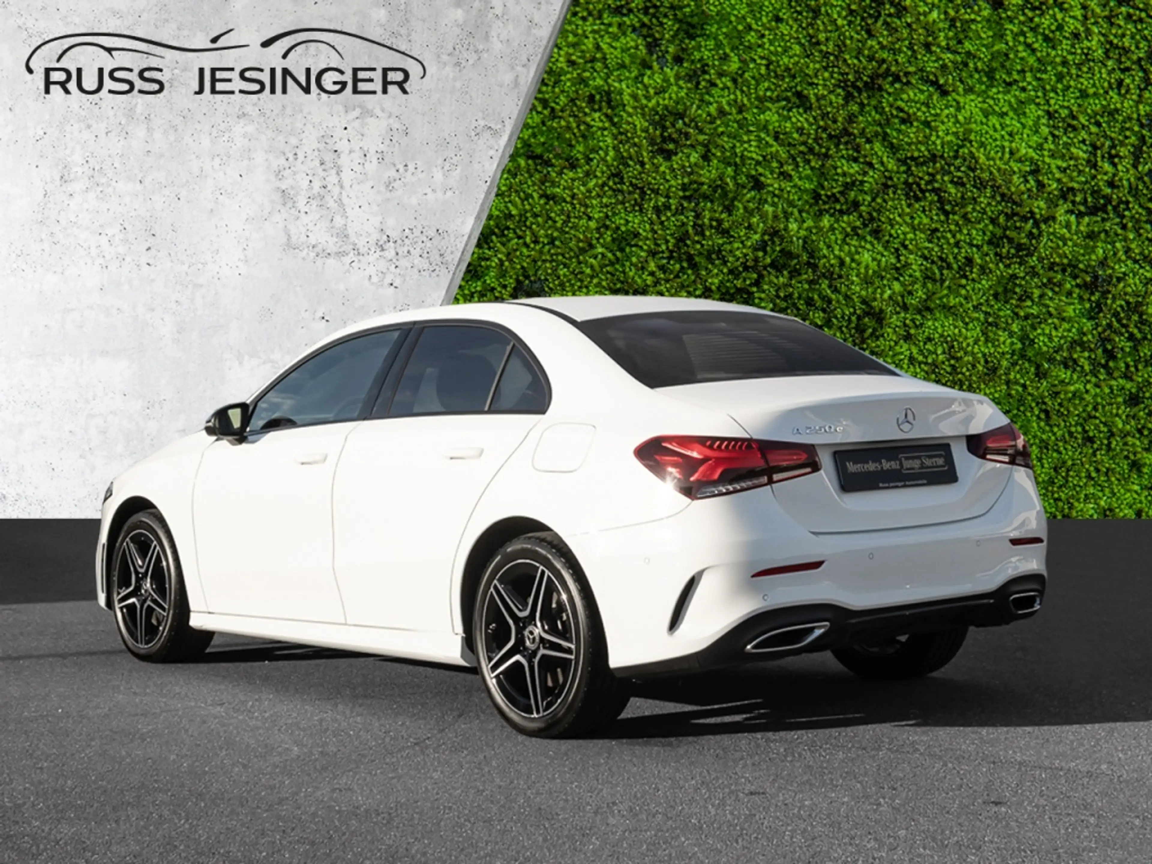 Mercedes-Benz A 250 e Lim. AMG Line *AHK*Cam*LED*Pano*Memory* — photo 4