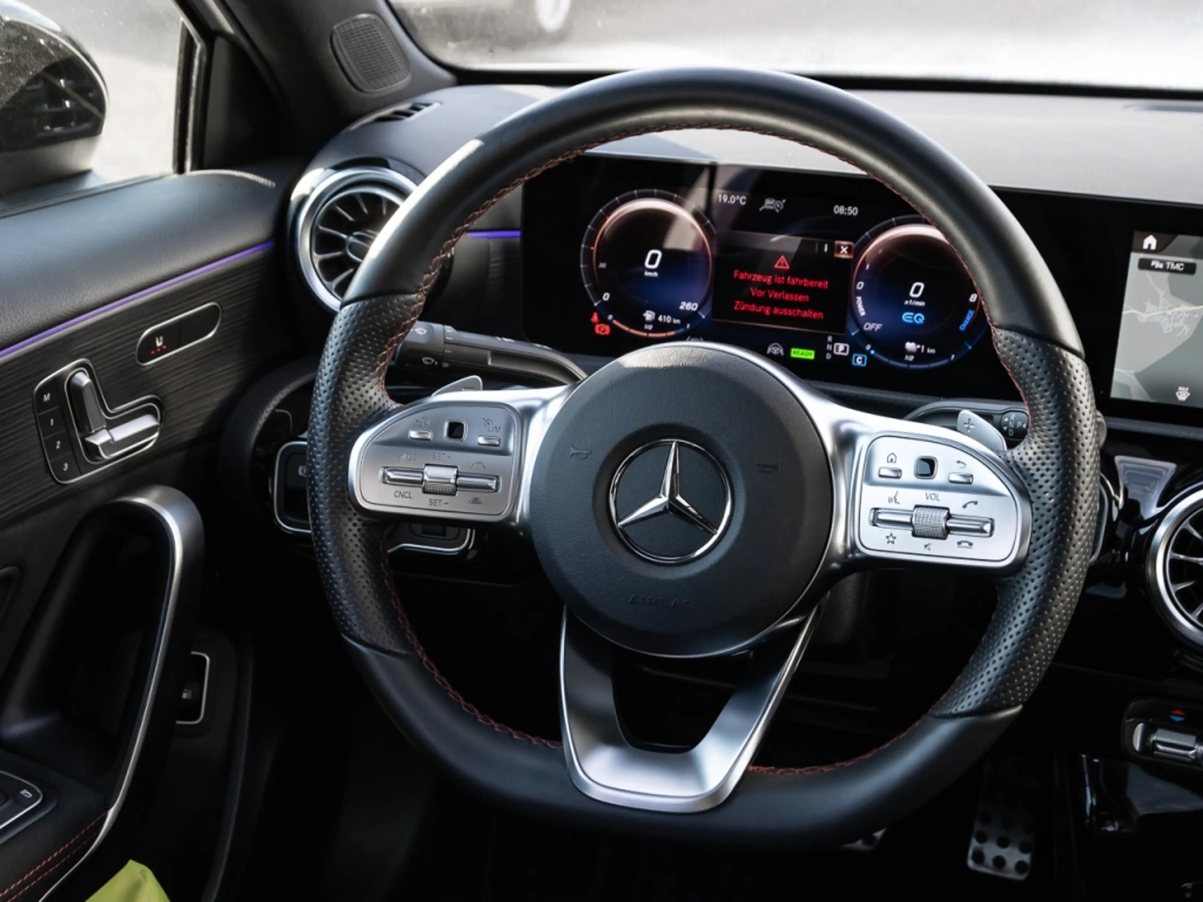 Mercedes-Benz A 250 e Lim. AMG Line *AHK*Cam*LED*Pano*Memory* — photo 10