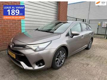 Touring Sports 1.8 VVT-i Lease Pro Navi! Bj:2015