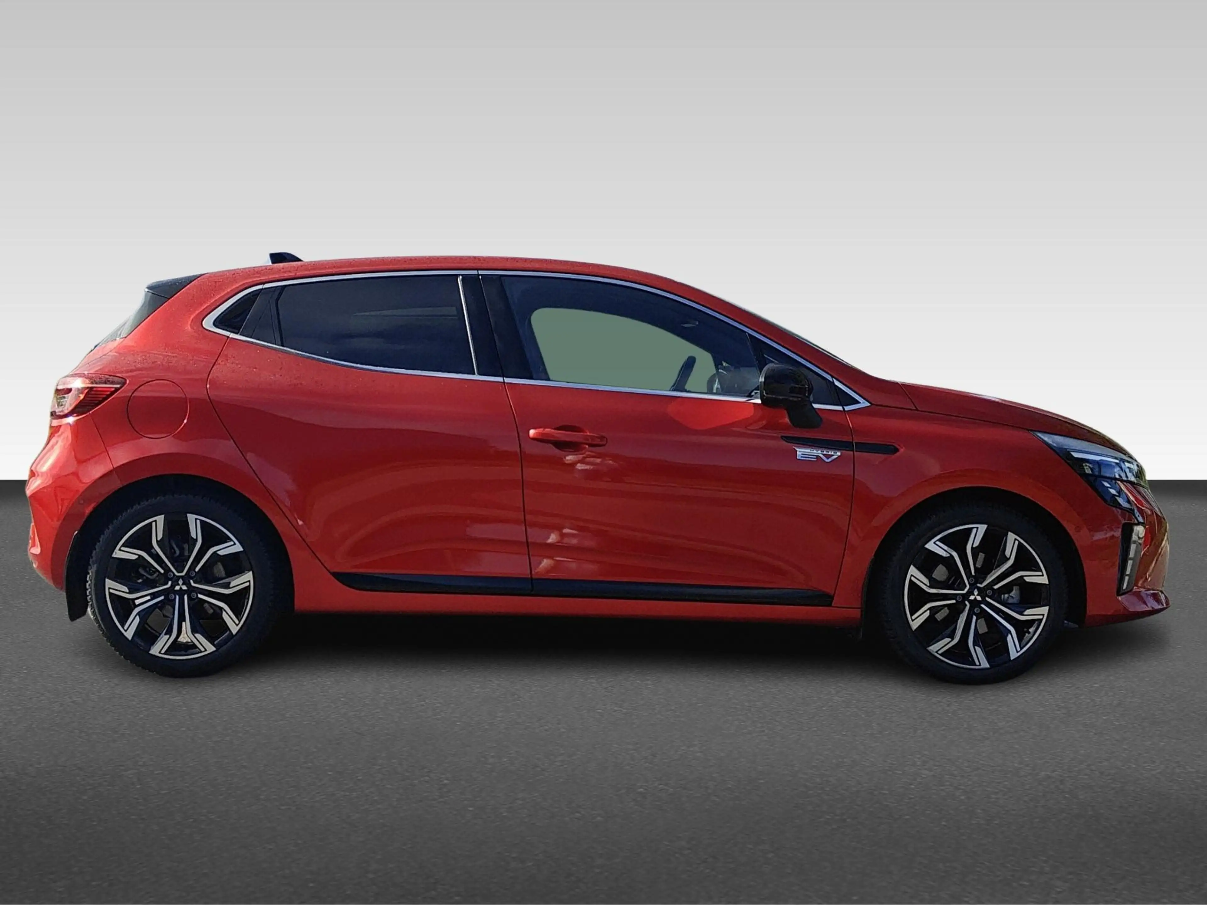 Mitsubishi Colt 1.6 HEV First Edition | Achteruitrijcamera | Apple — photo 9