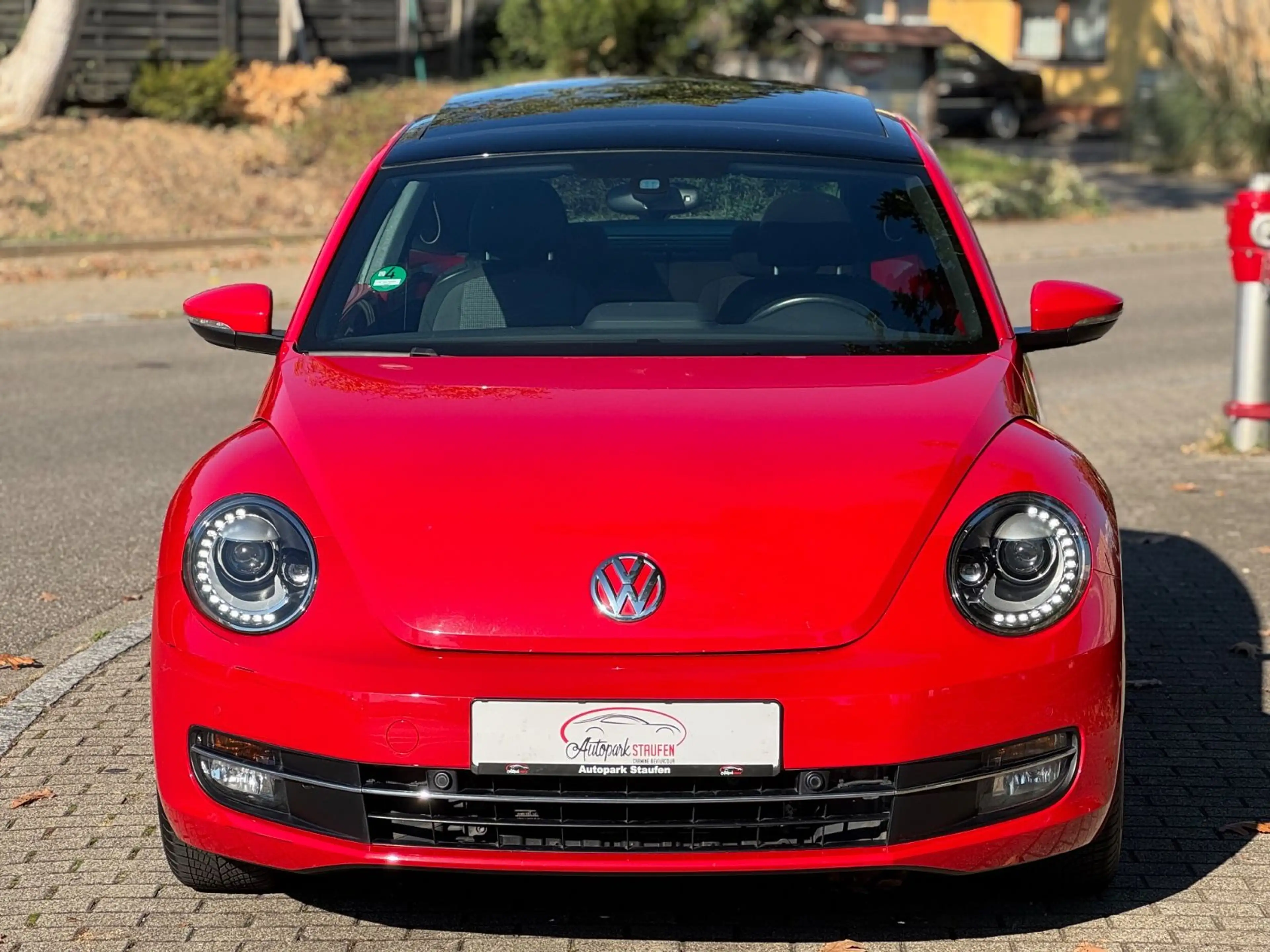 Volkswagen Beetle Lim. Design — photo 3