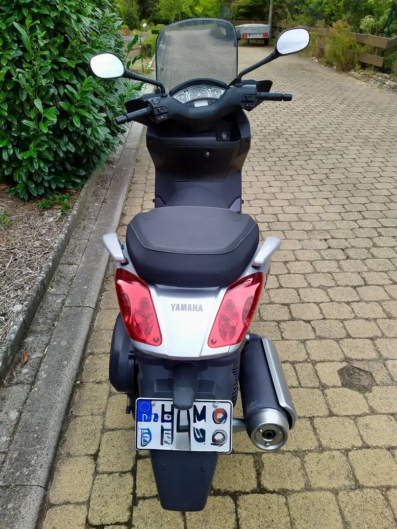 Yamaha X-Max 125 Argent - 1