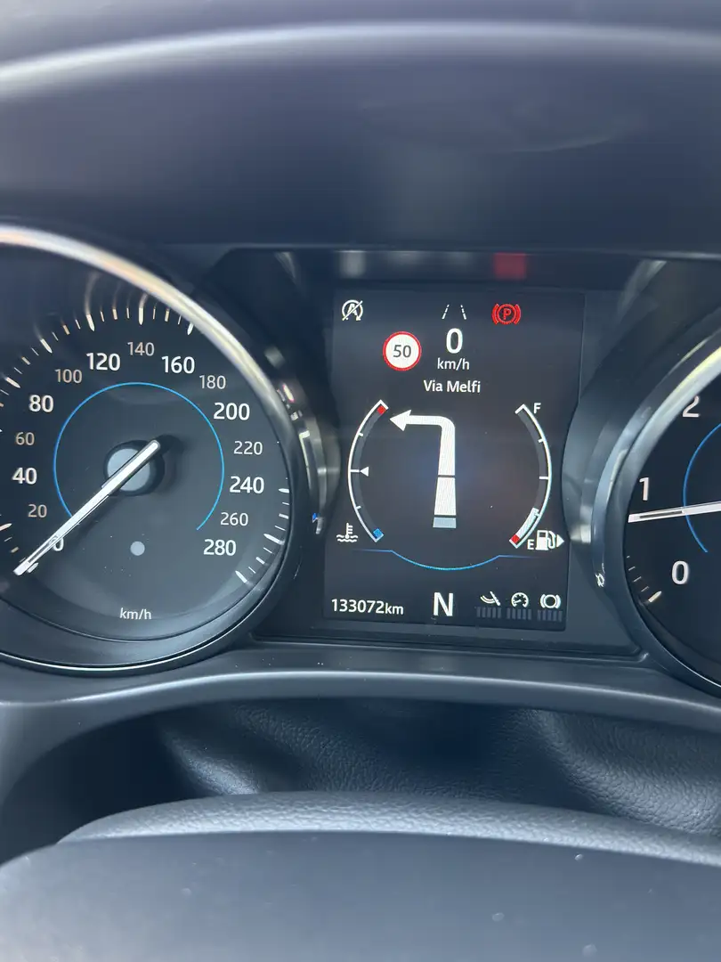 Jaguar F-Pace 2.0d i4 Portfolio 180cv auto my19 - 2