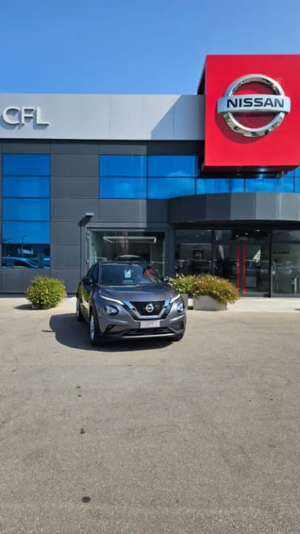 Nissan Juke 1.0 DIG-T 114 CV N-Connecta Grigio - 1