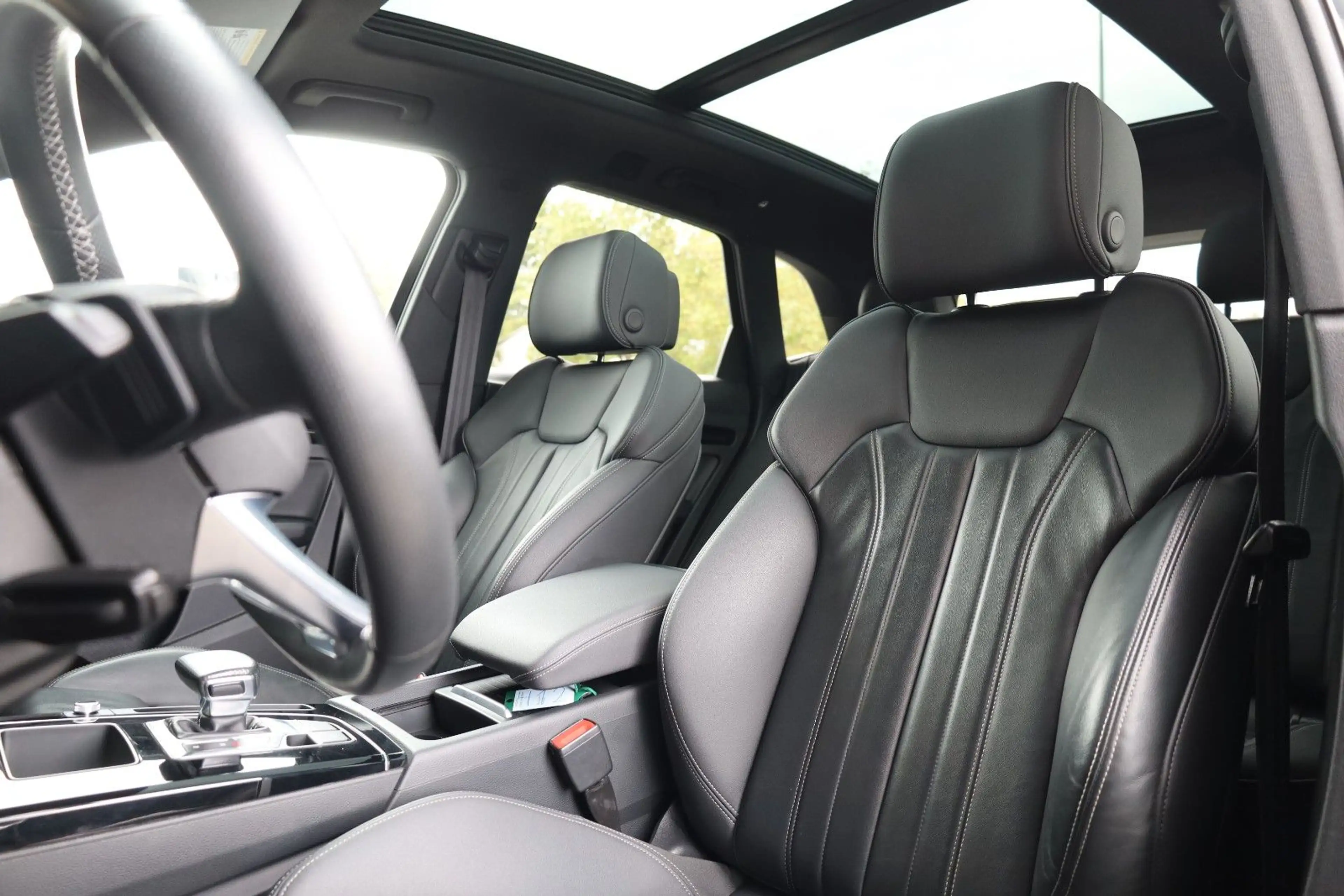 Audi Q5 45 TFSI S tronic quattro/PANO/SHZ/LHZ/TTW/R20 — photo 11